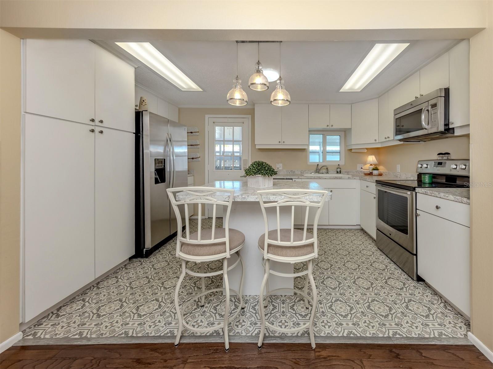 VENICE ISLE - Residential