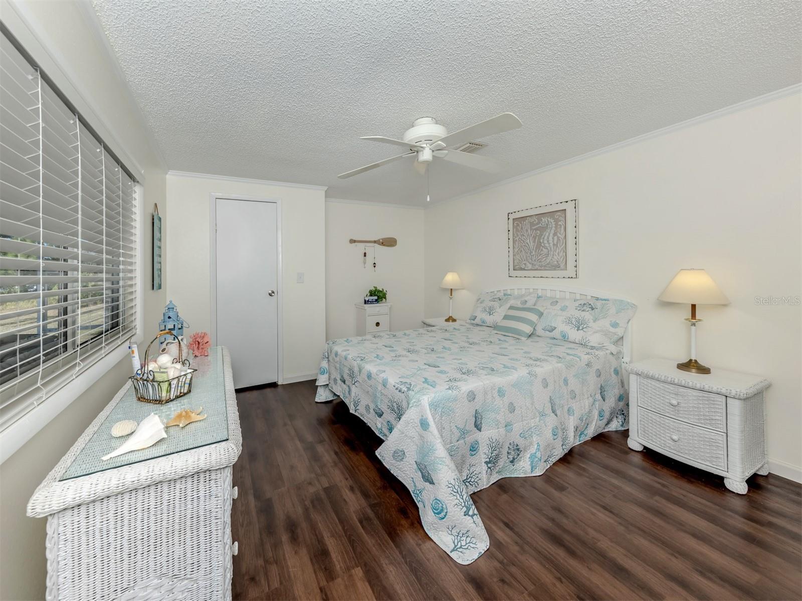 VENICE ISLE - Residential