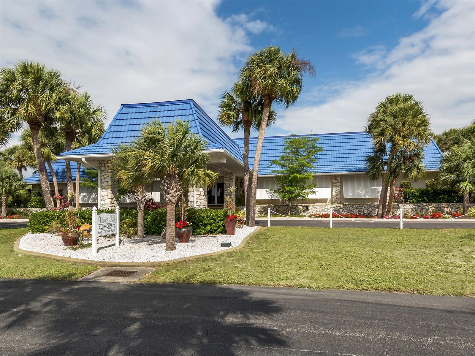 VENICE ISLE - Residential