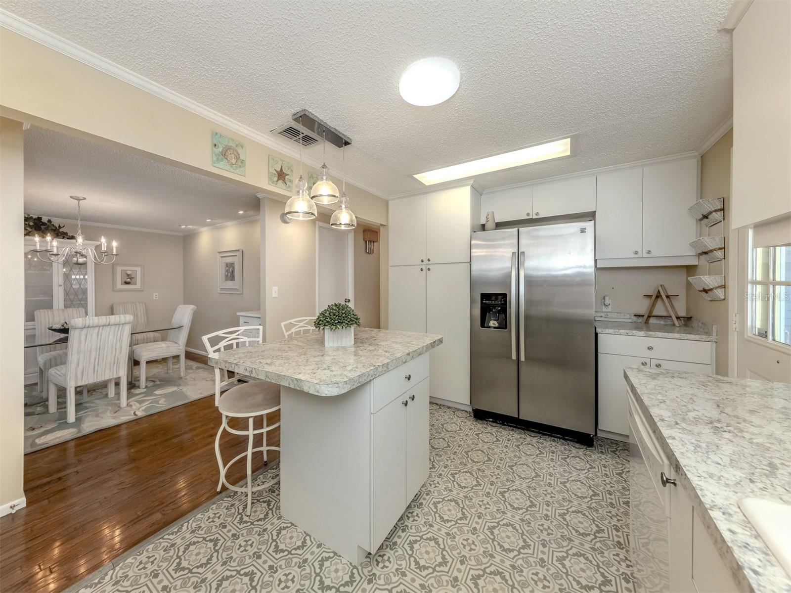 VENICE ISLE - Residential