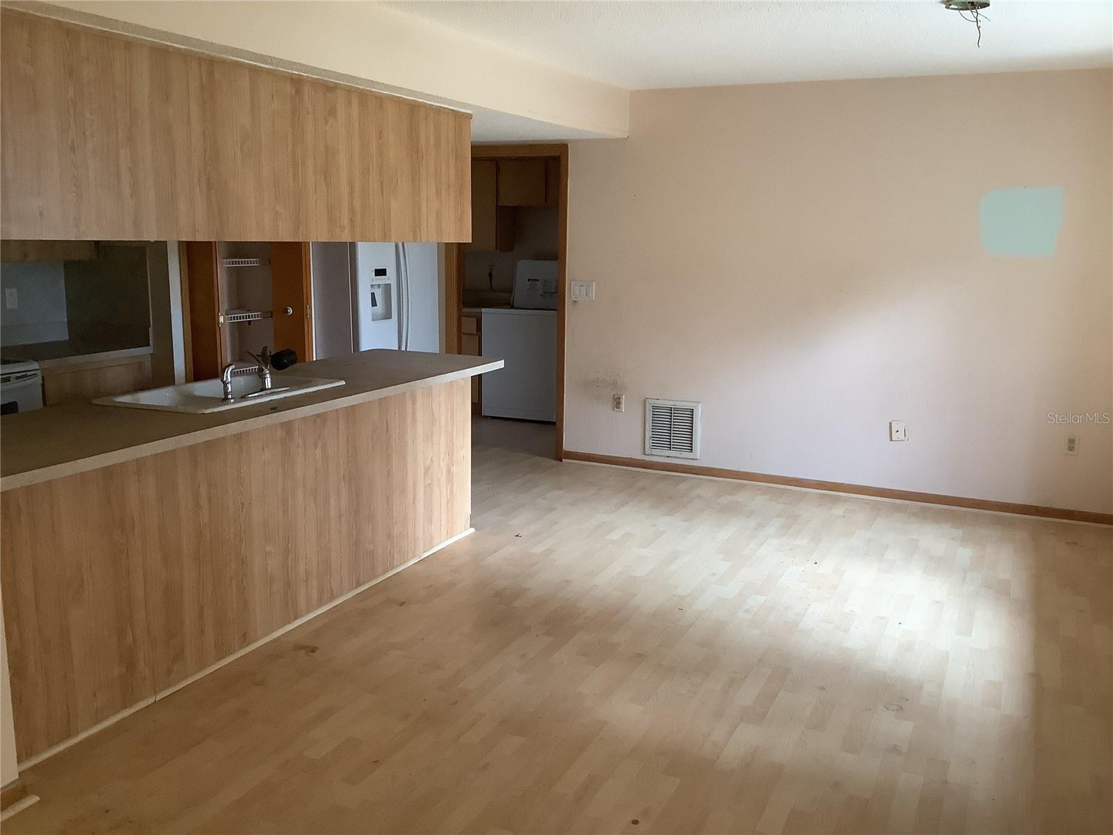 RIDGE MANOR WEST PH III - Residential