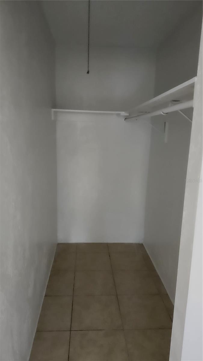 MASON & CARSWELLS HOLLY HIL - Residential Lease