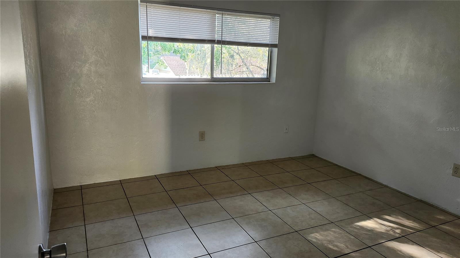 MASON & CARSWELLS HOLLY HIL - Residential Lease