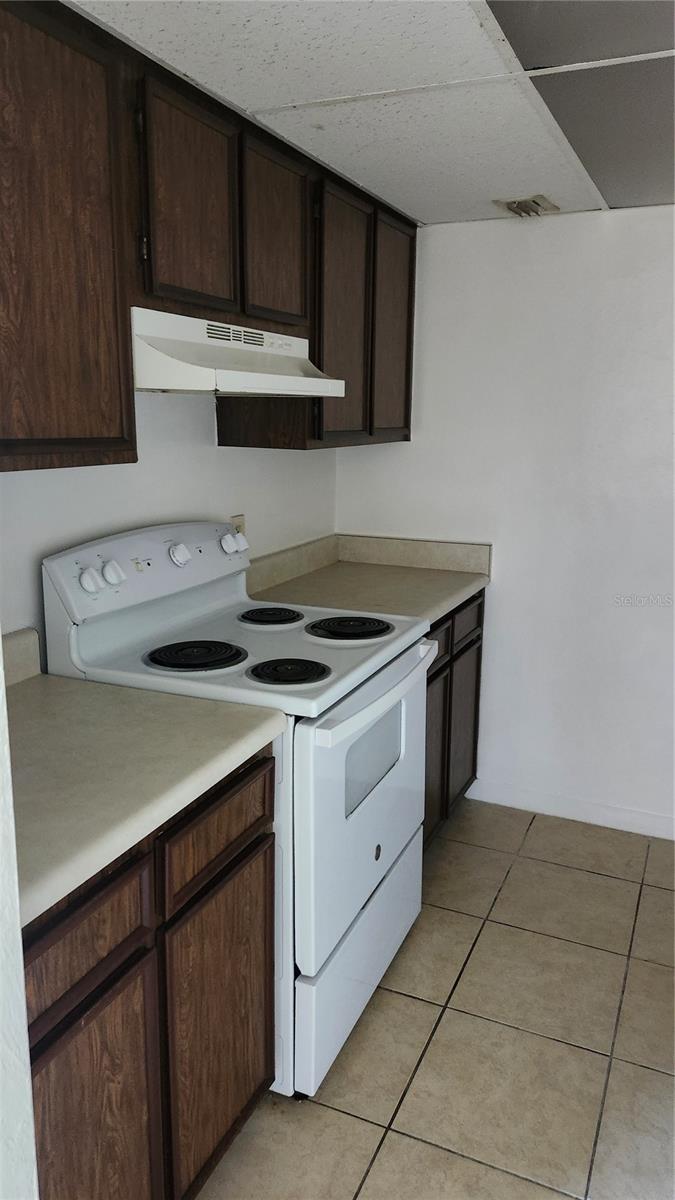 MASON & CARSWELLS HOLLY HIL - Residential Lease