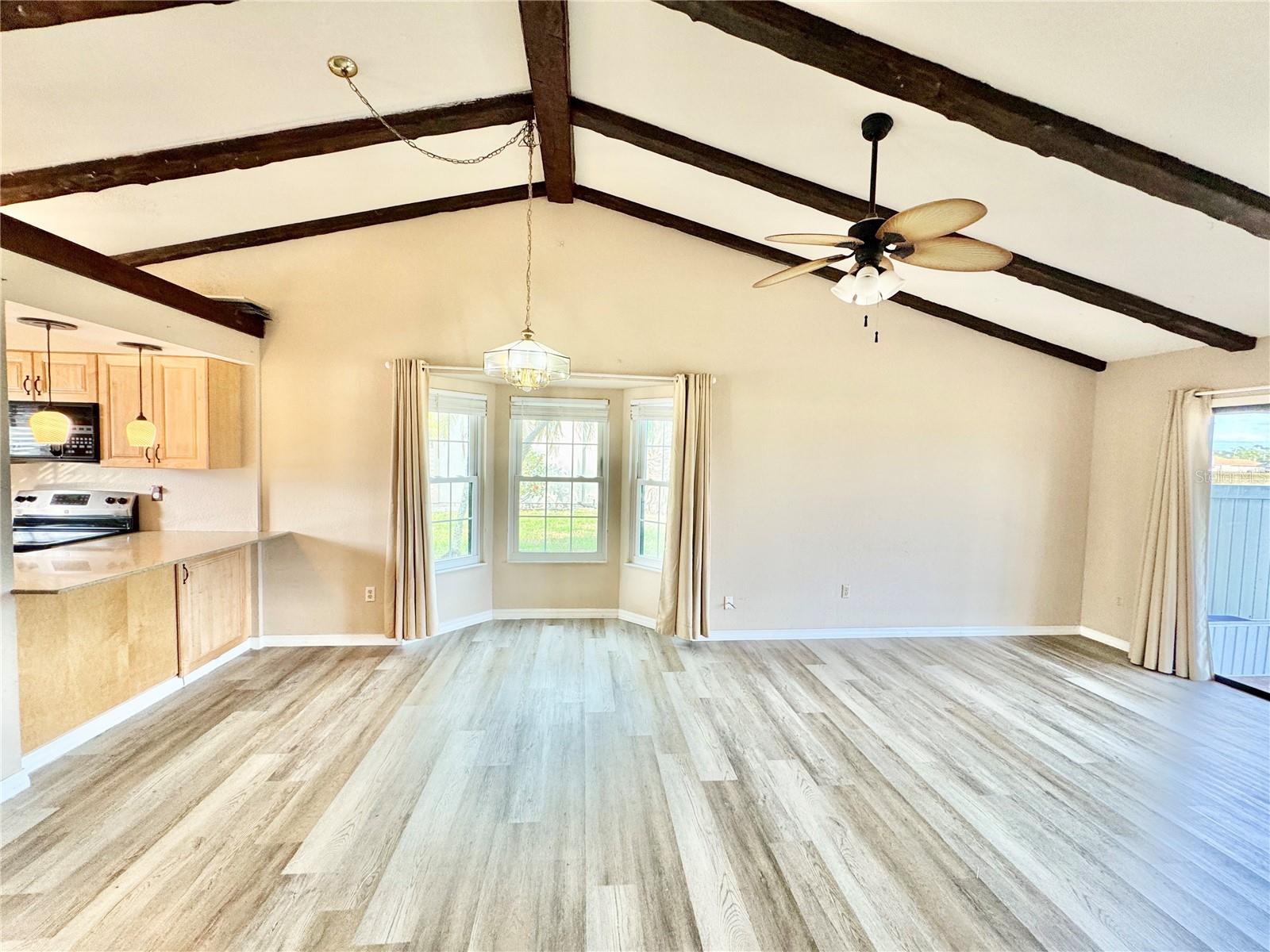 NORTH PORT CHARLOTTE COUNTRY CLUB - Residential