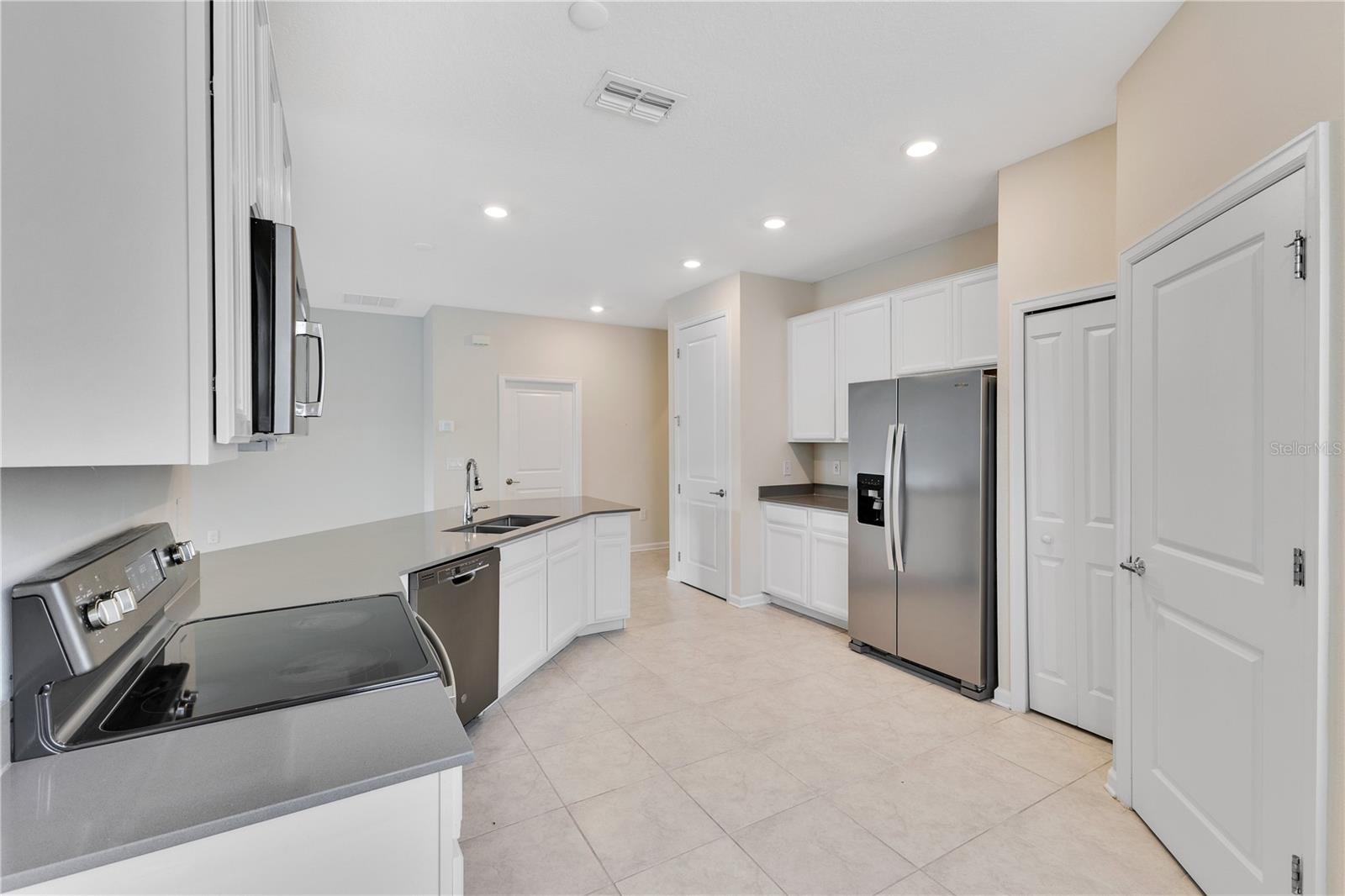 16409 FERNRIDGE STREET