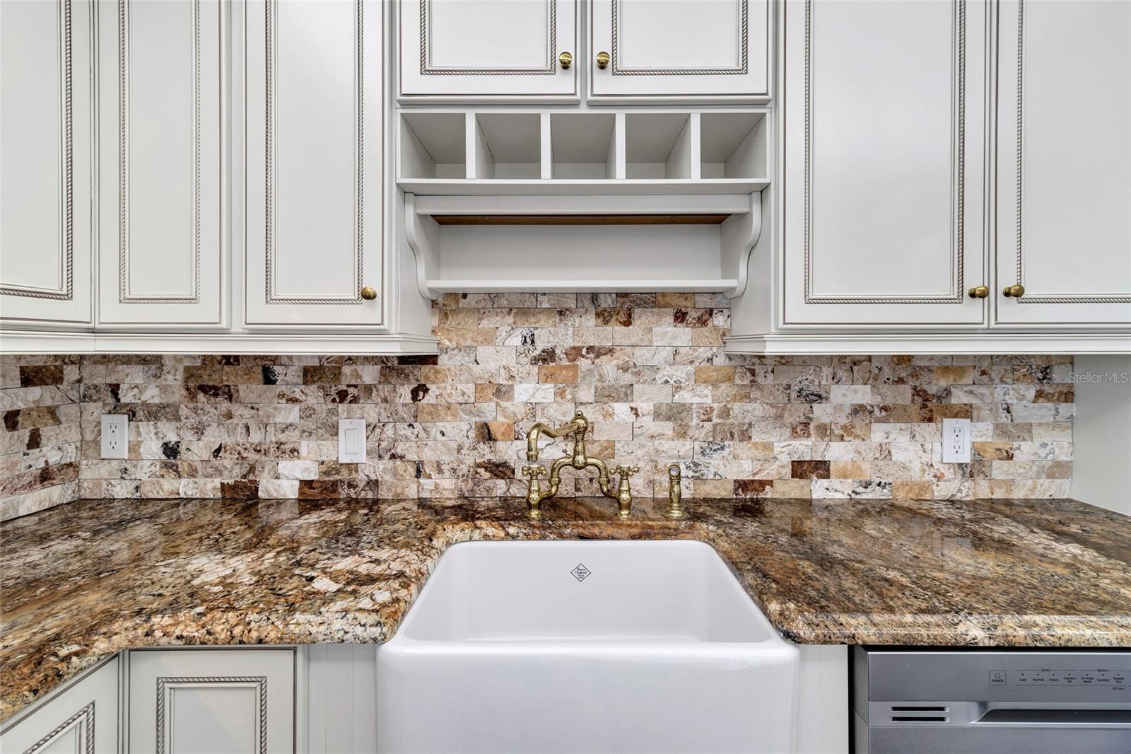 MONTE CARLO TOWERS A CONDOMINI - Residential