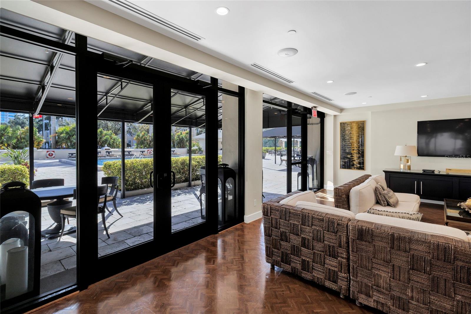 MONTE CARLO TOWERS A CONDOMINI - Residential