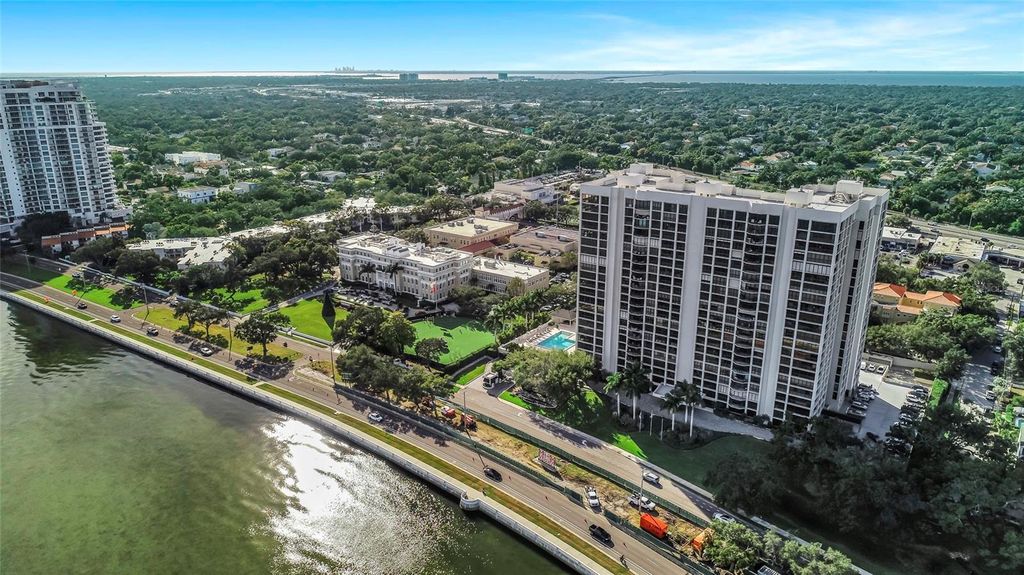 Photo of 3301 Bayshore Boulevard #1105C, Tampa, FL 33629 (MLS # TB8456205)