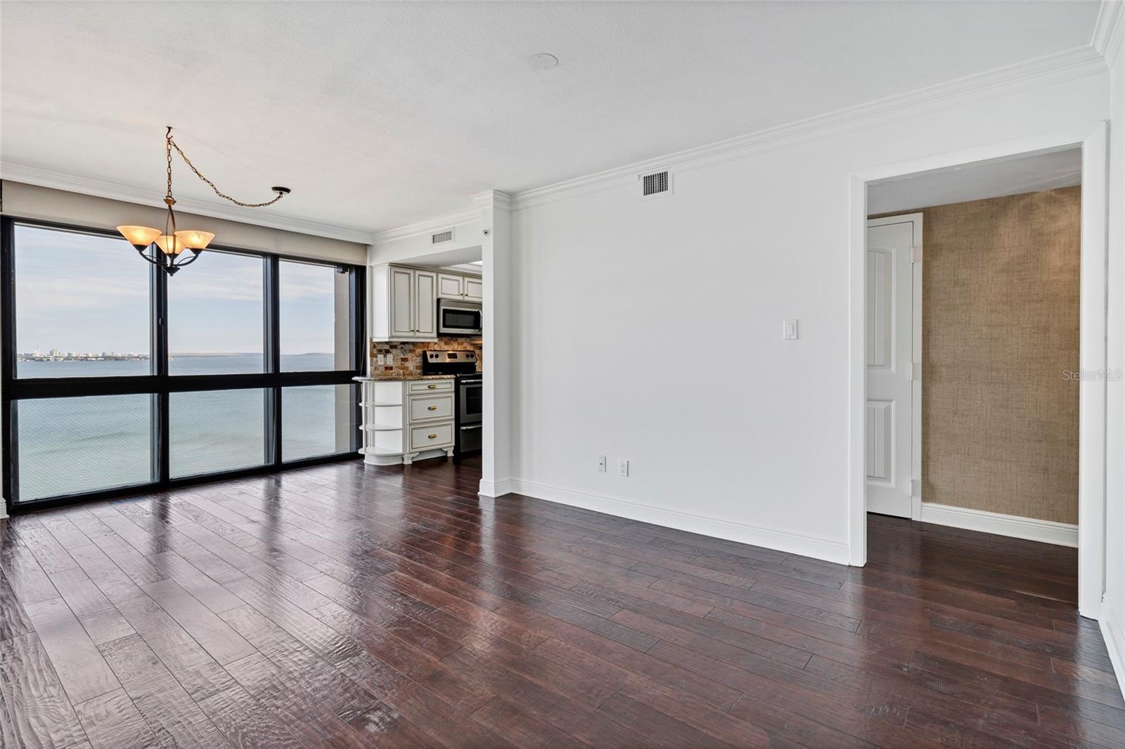 MONTE CARLO TOWERS A CONDOMINI - Residential