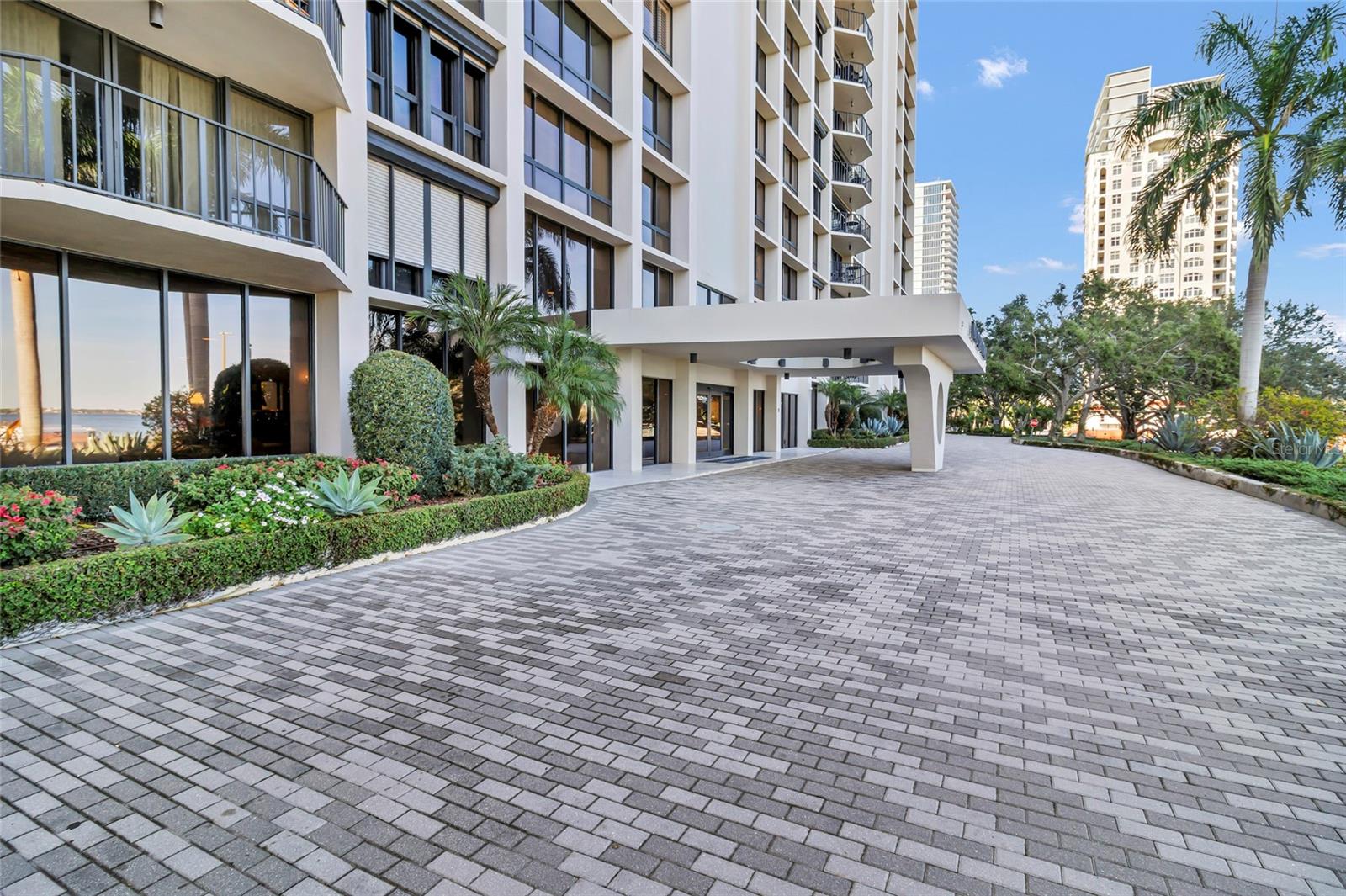 MONTE CARLO TOWERS A CONDOMINI - Residential