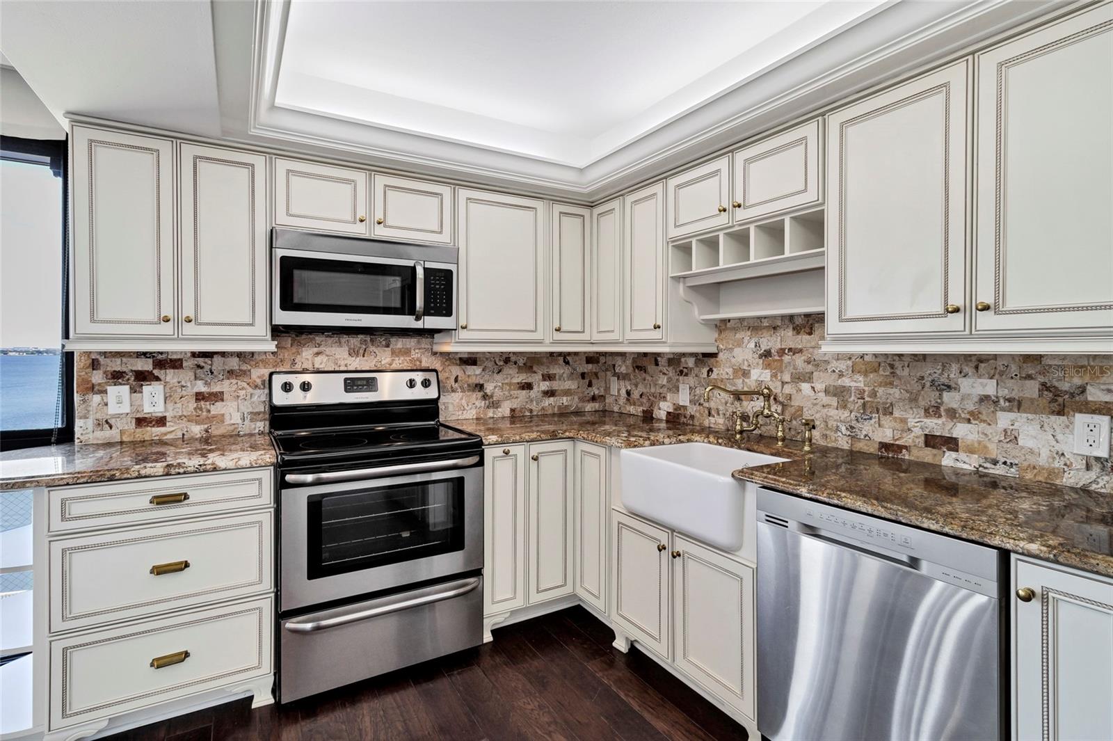 MONTE CARLO TOWERS A CONDOMINI - Residential