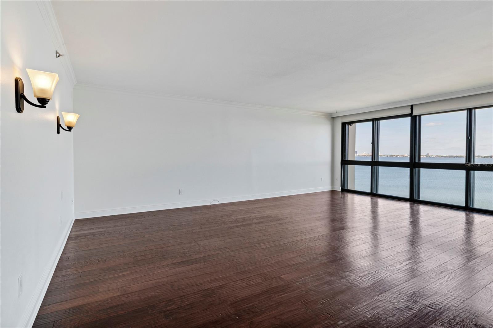 MONTE CARLO TOWERS A CONDOMINI - Residential