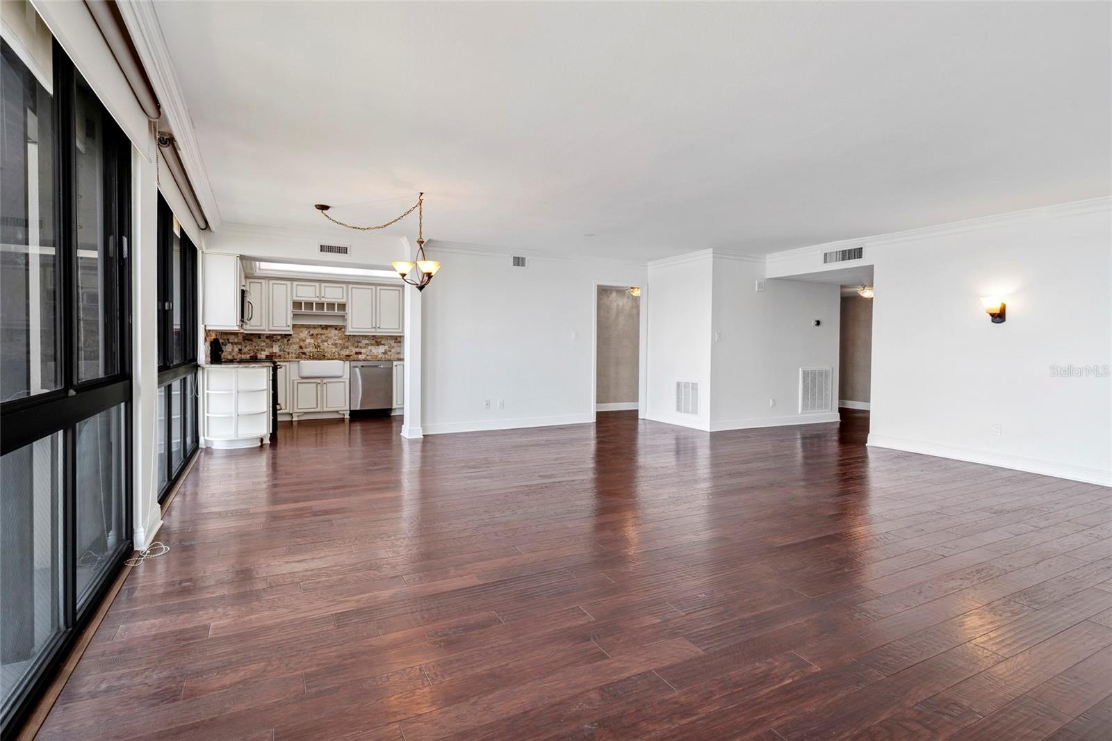 MONTE CARLO TOWERS A CONDOMINI - Residential