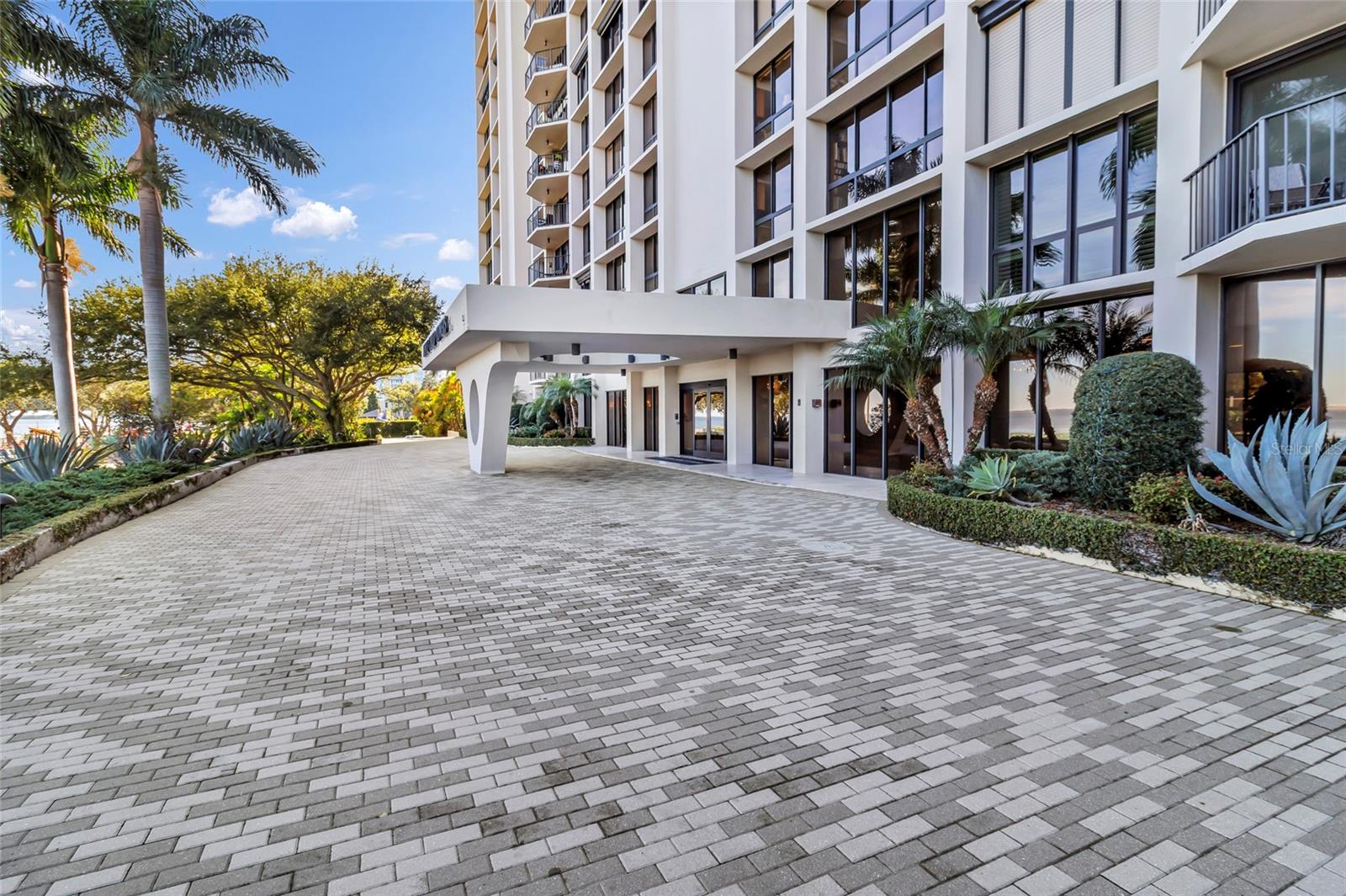 MONTE CARLO TOWERS A CONDOMINI - Residential