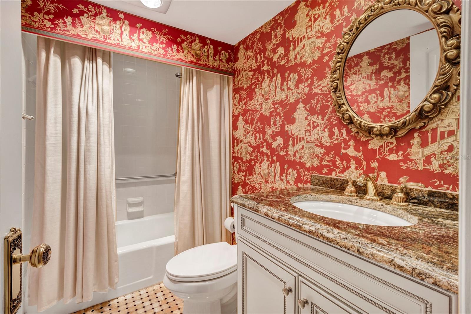 MONTE CARLO TOWERS A CONDOMINI - Residential