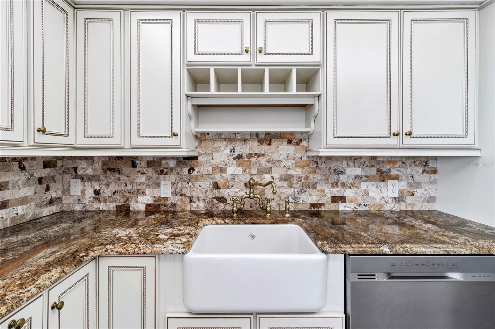 MONTE CARLO TOWERS A CONDOMINI - Residential