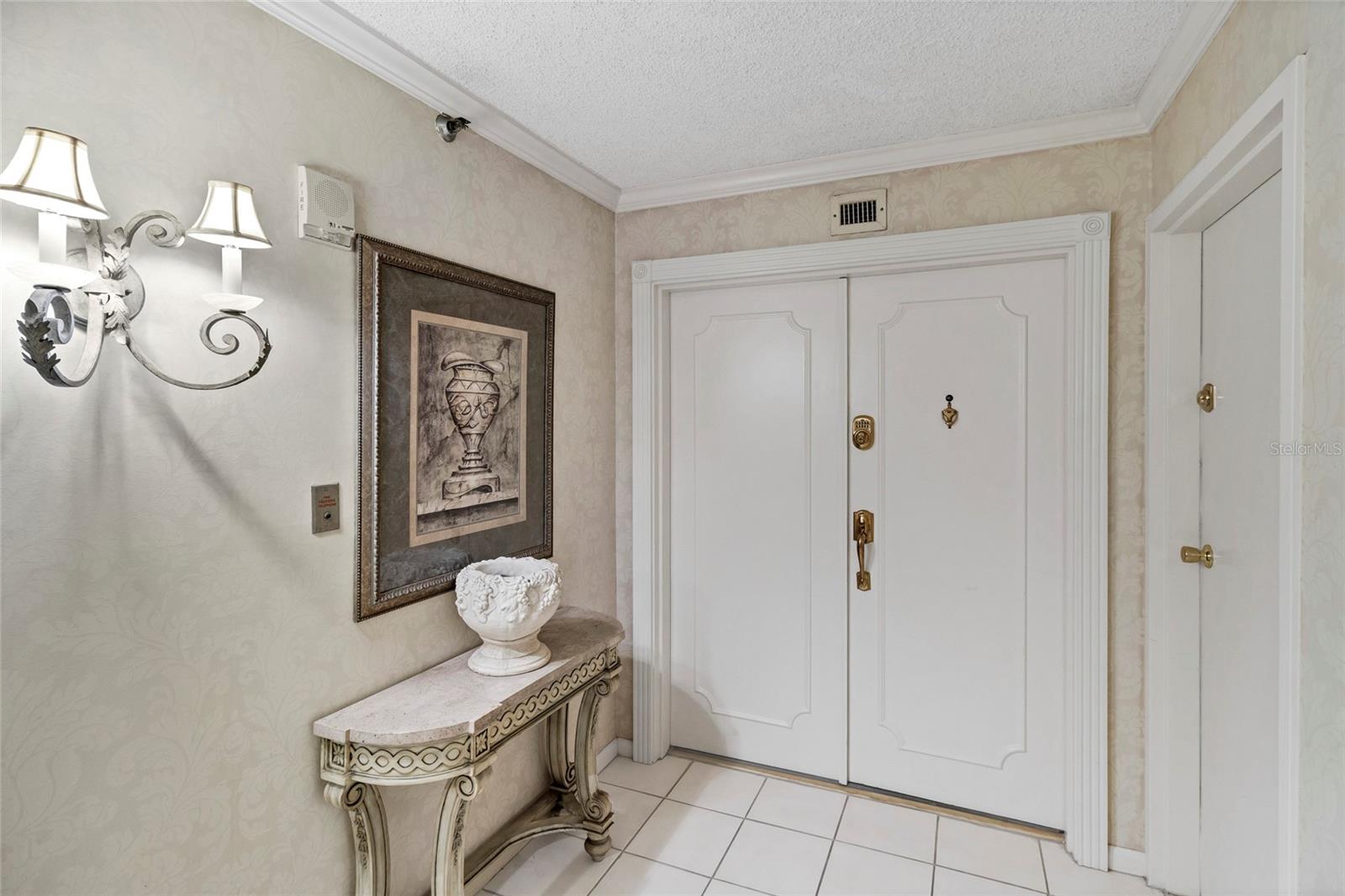 MONTE CARLO TOWERS A CONDOMINI - Residential