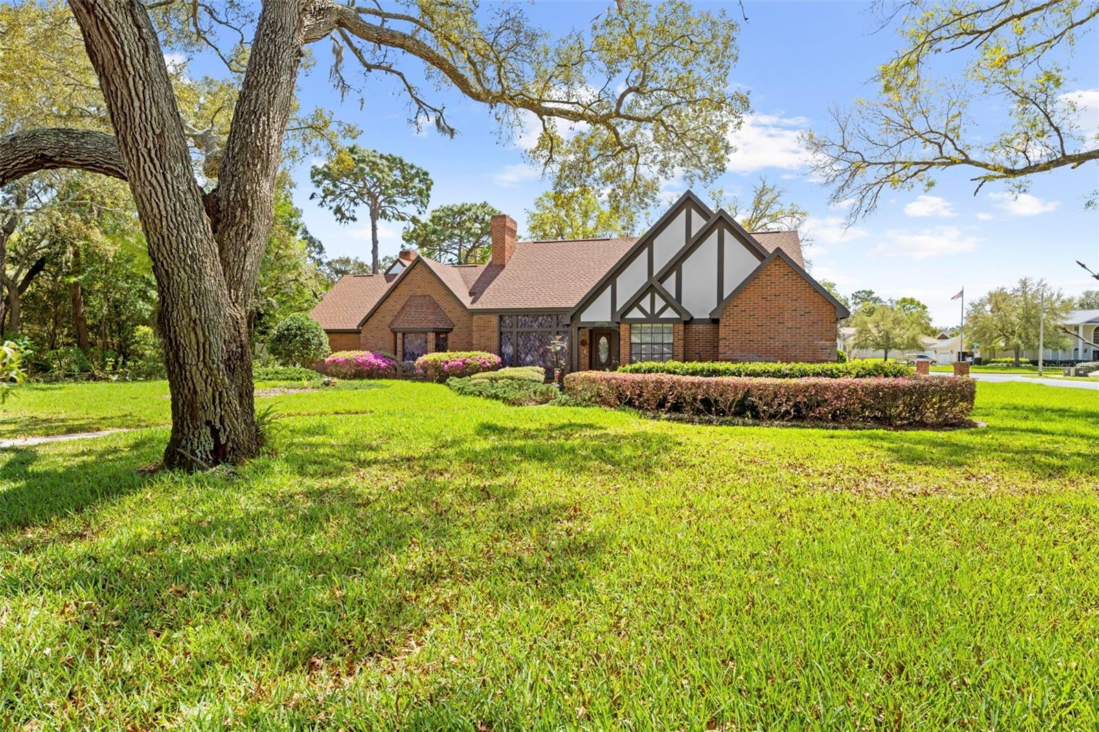 AUTUMN OAKS - Residential