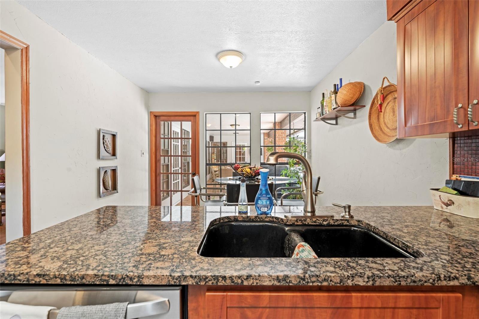 AUTUMN OAKS - Residential