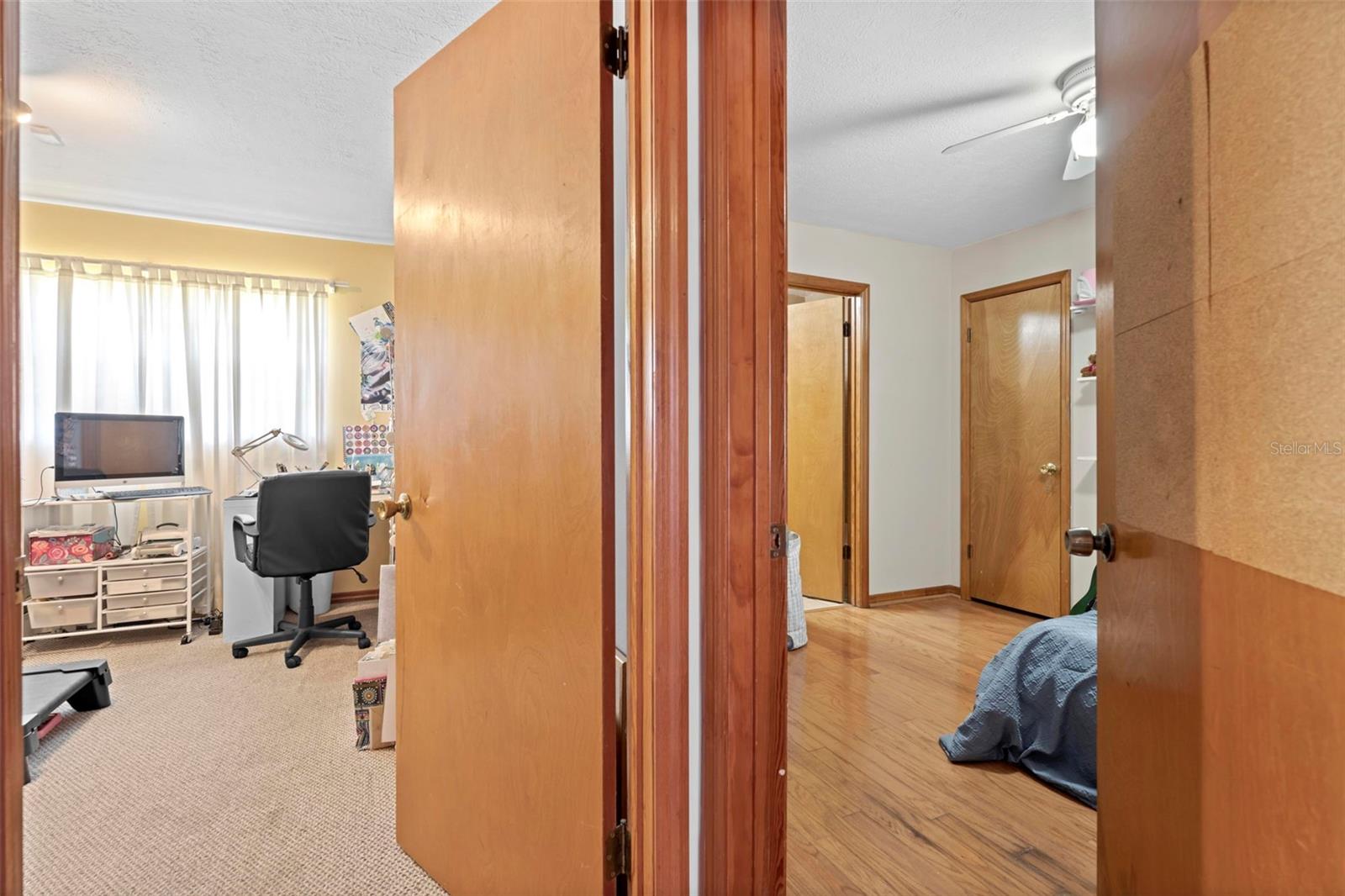 AUTUMN OAKS - Residential