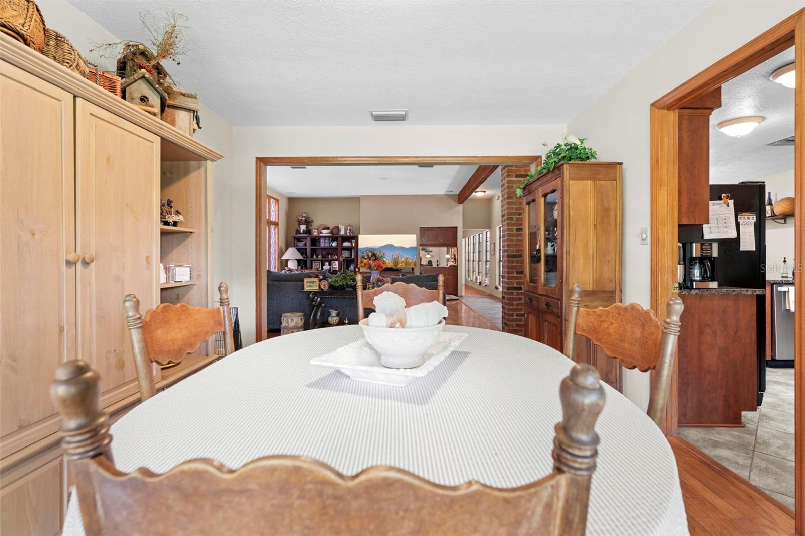 AUTUMN OAKS - Residential