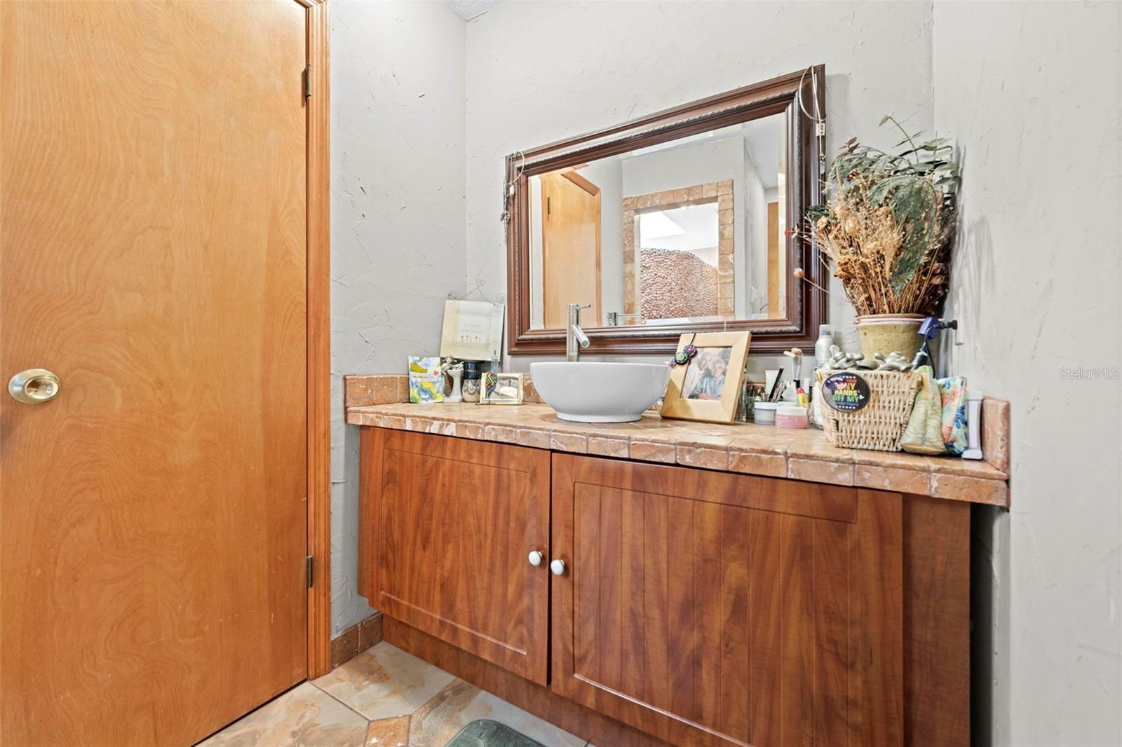 AUTUMN OAKS - Residential