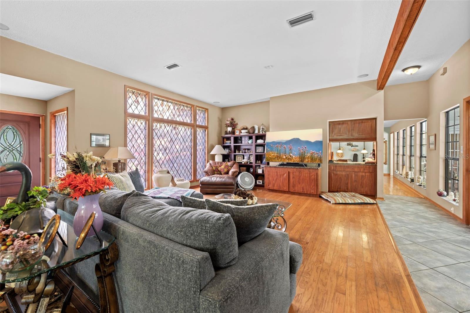 AUTUMN OAKS - Residential