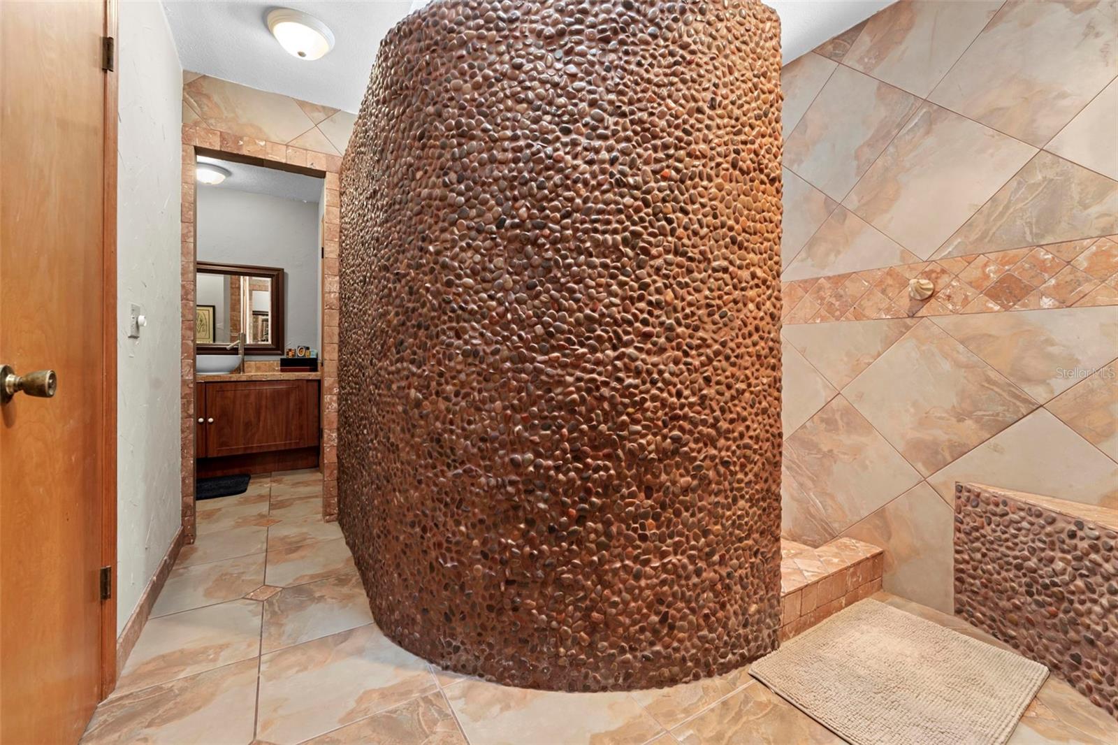 AUTUMN OAKS - Residential