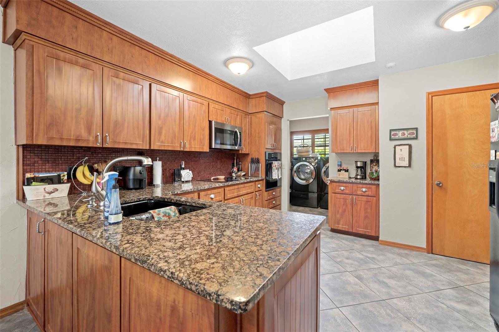 AUTUMN OAKS - Residential