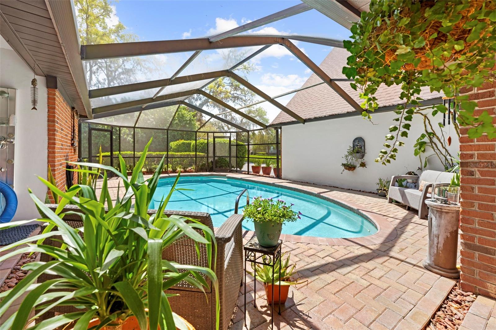 AUTUMN OAKS - Residential