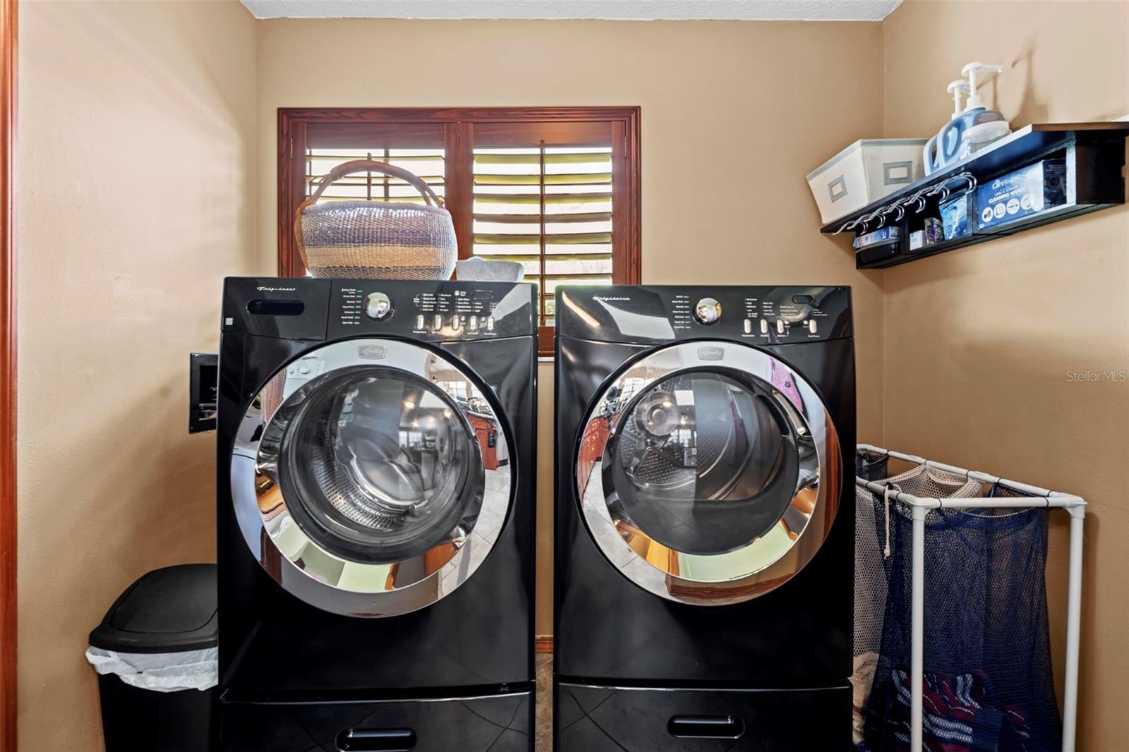 AUTUMN OAKS - Residential