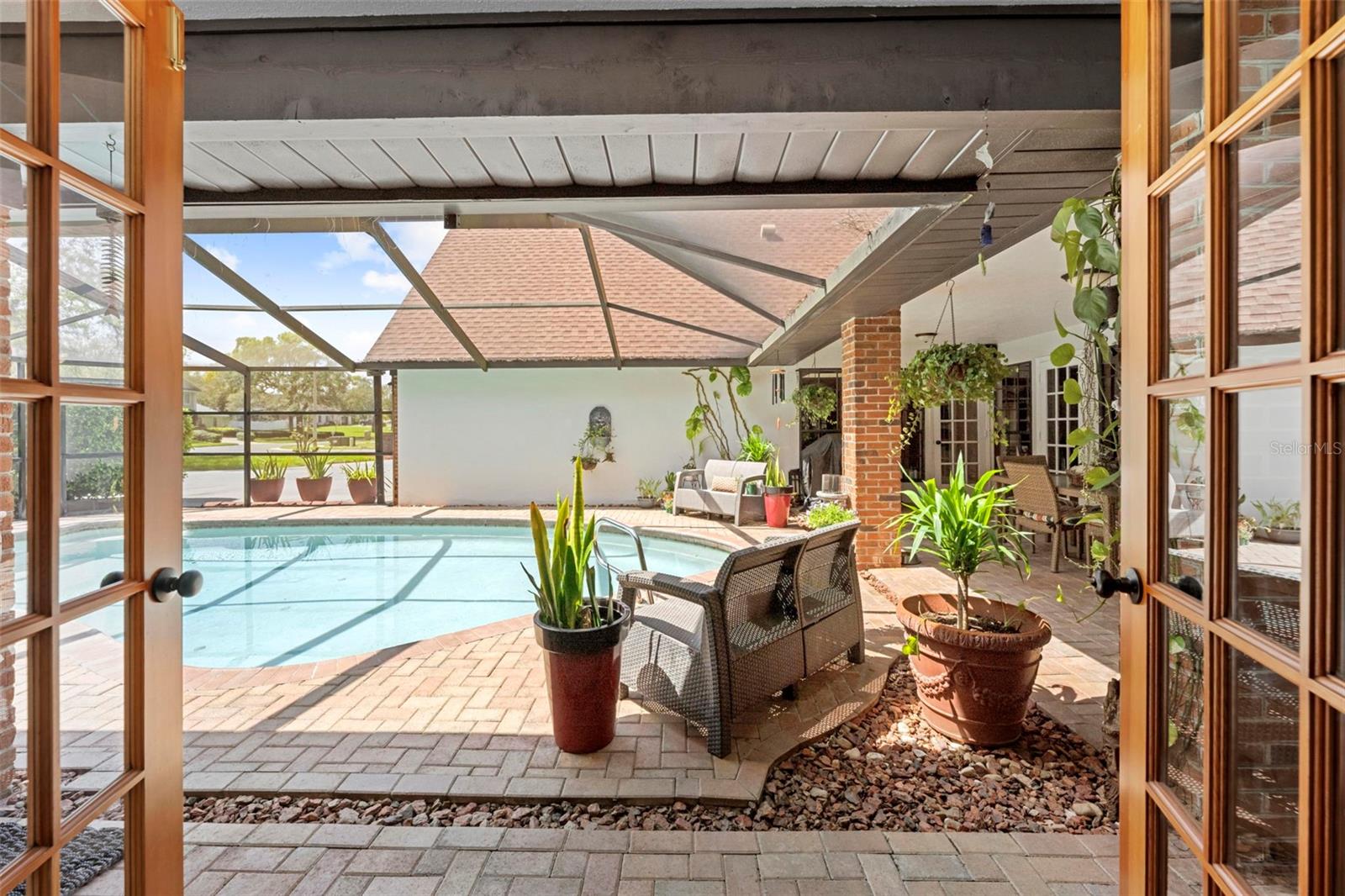 AUTUMN OAKS - Residential