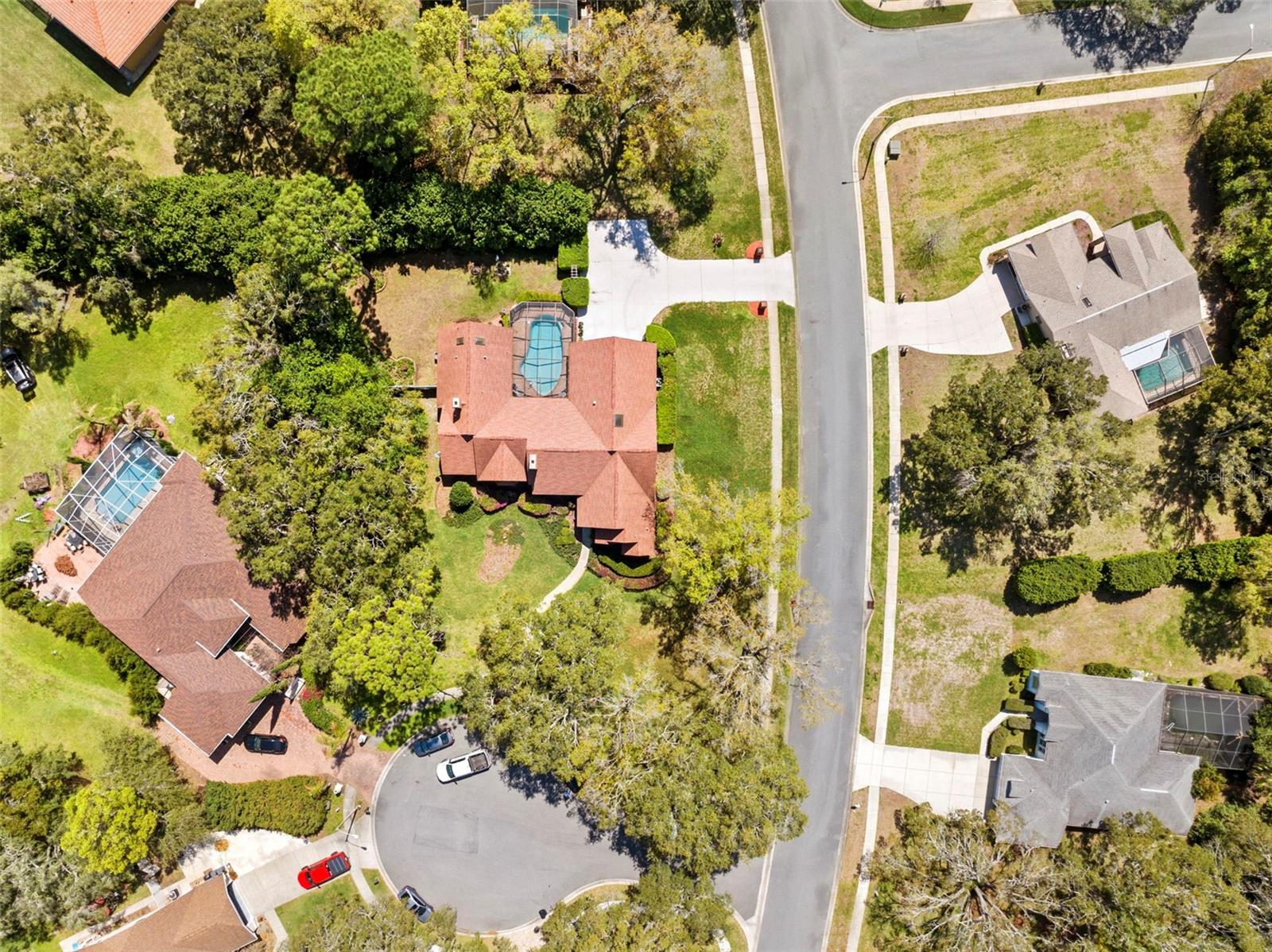 AUTUMN OAKS - Residential