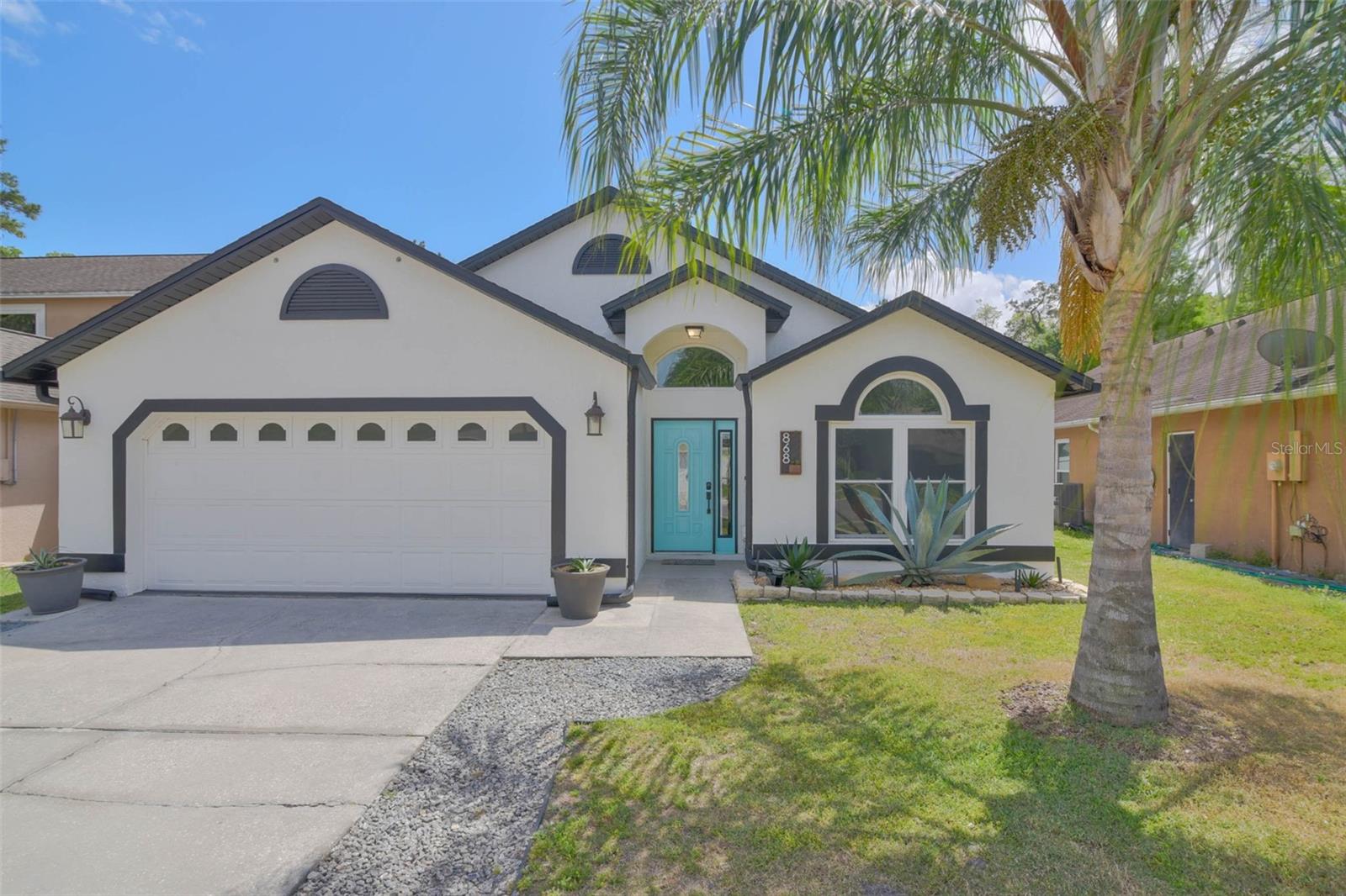 868 SHELL LANE