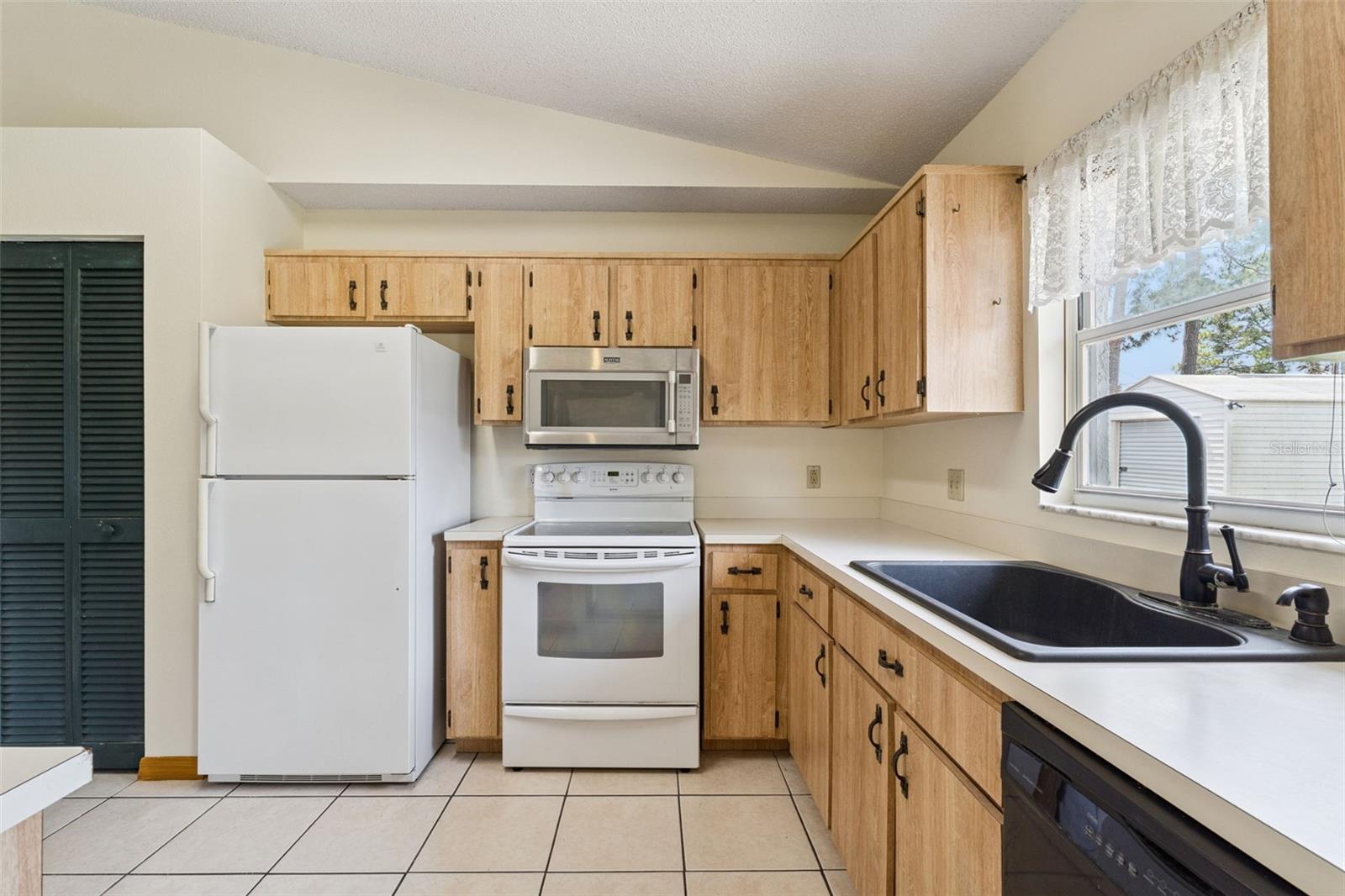 PORT ST JOHN UNIT 02 - Residential