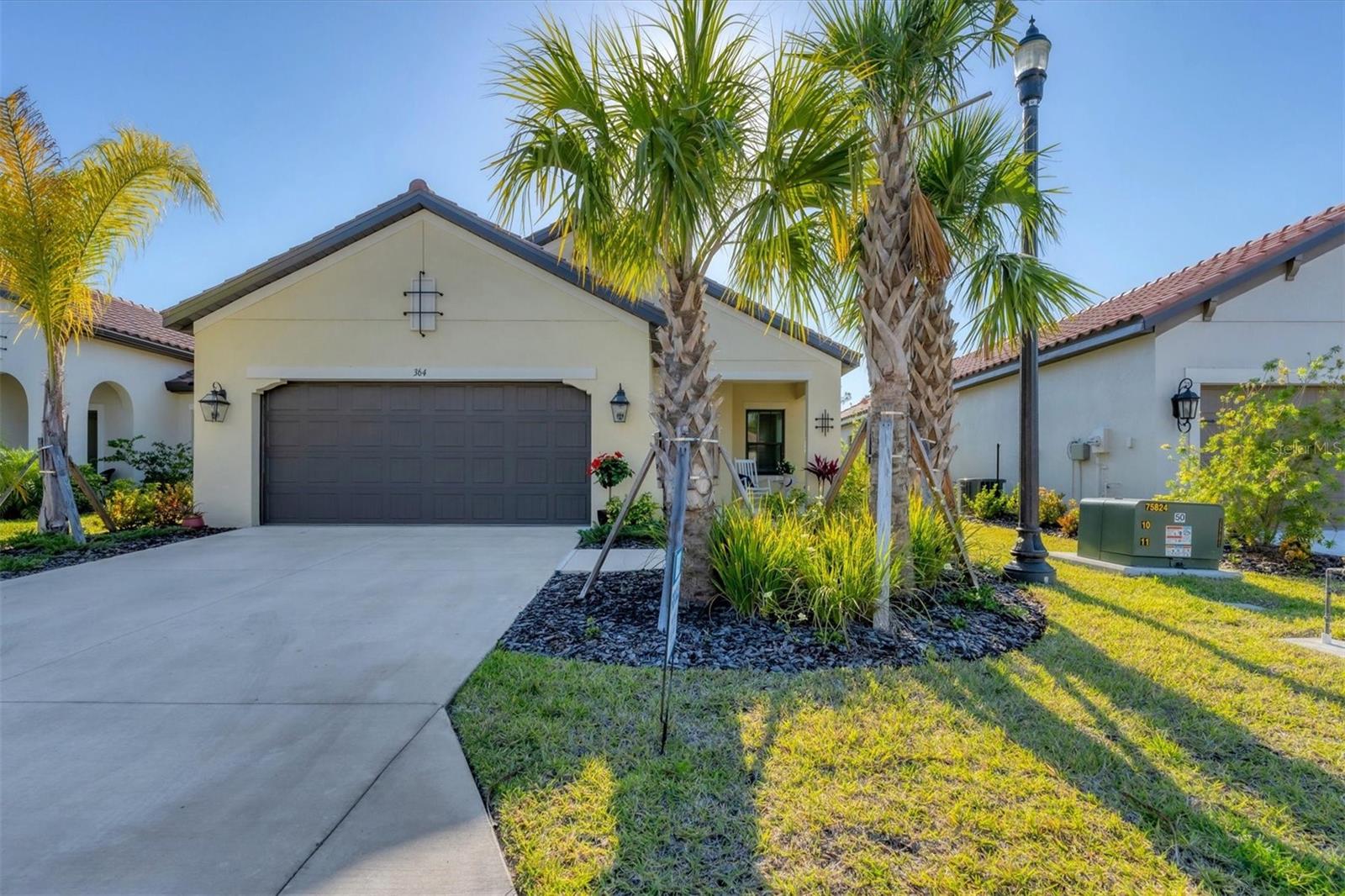 364 PALMARIA COURT