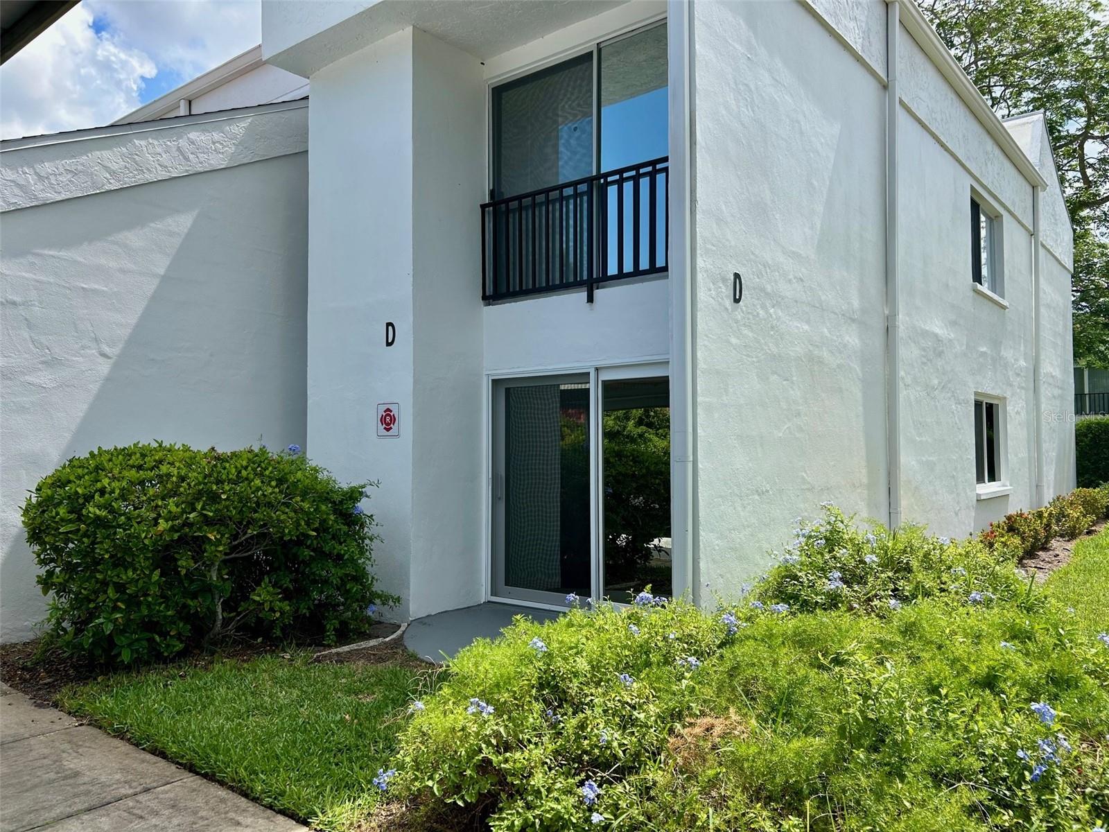 2060 MARILYN STREET 121