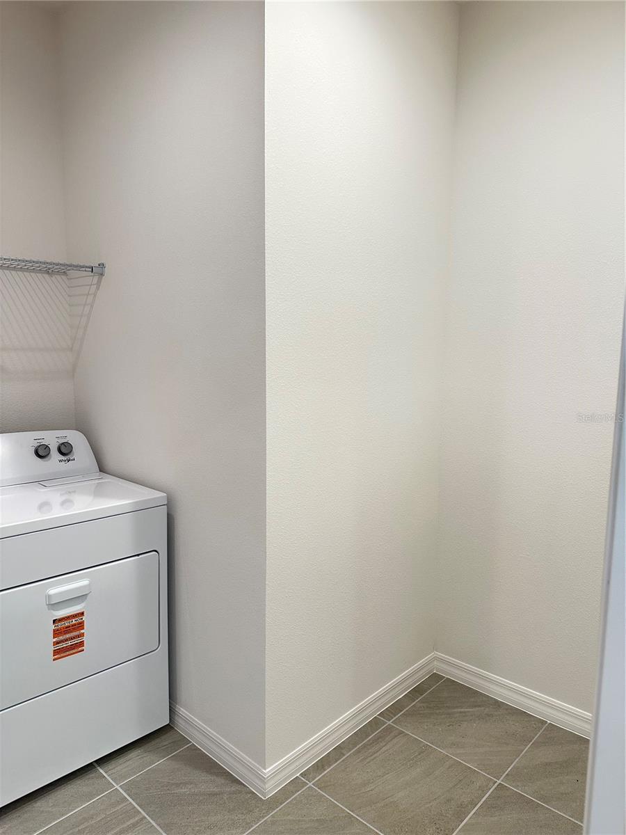 TRINITY PLACE PH 2 - Residential Lease