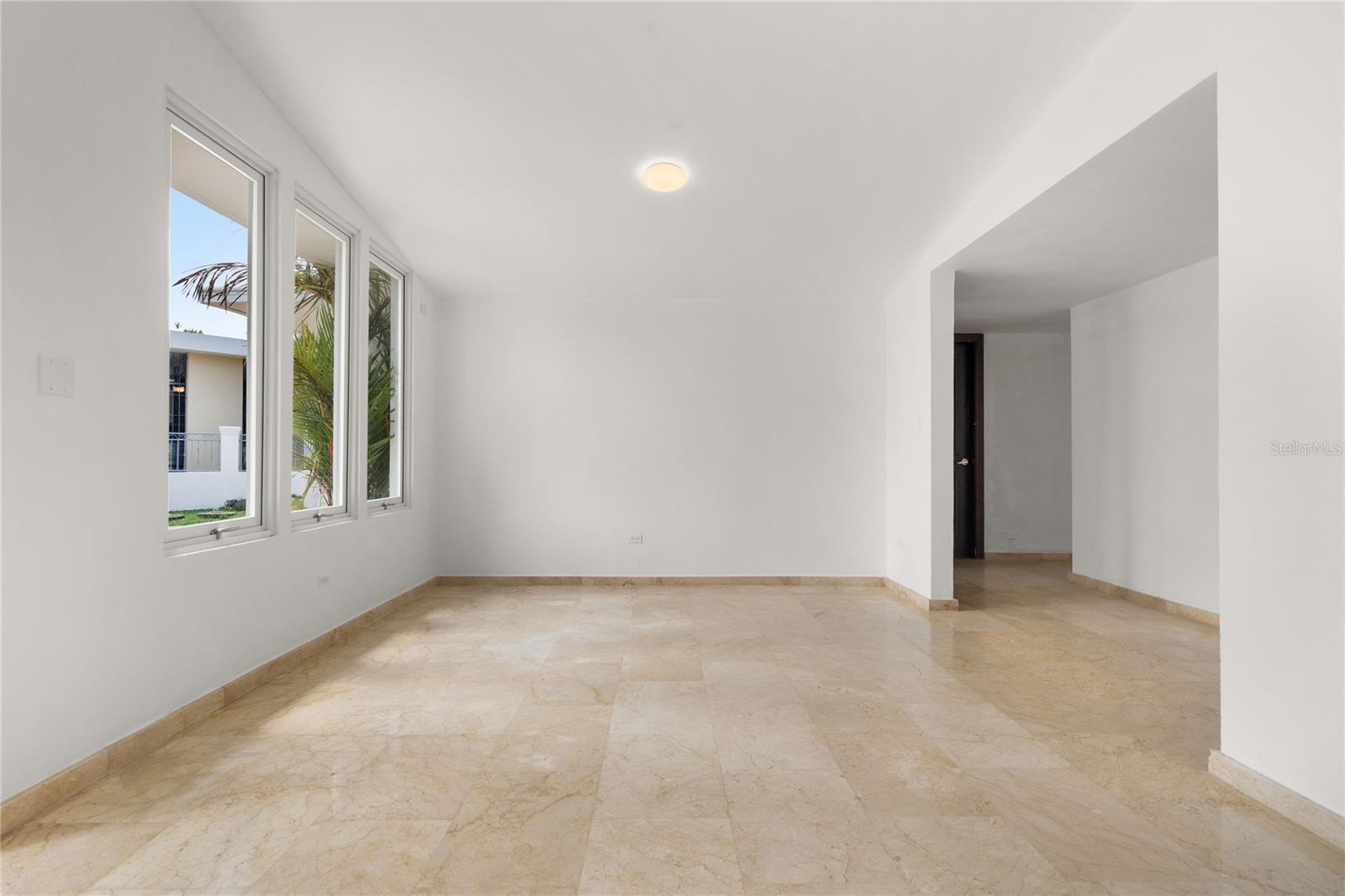 EXTENSIONES DE SANTA MARIA - Residential