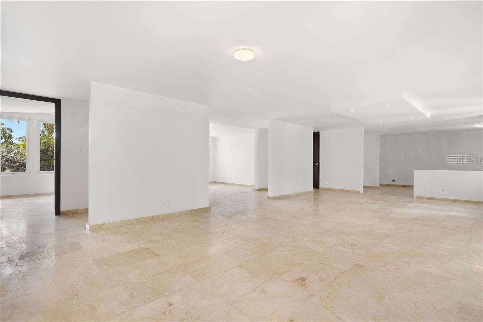 EXTENSIONES DE SANTA MARIA - Residential