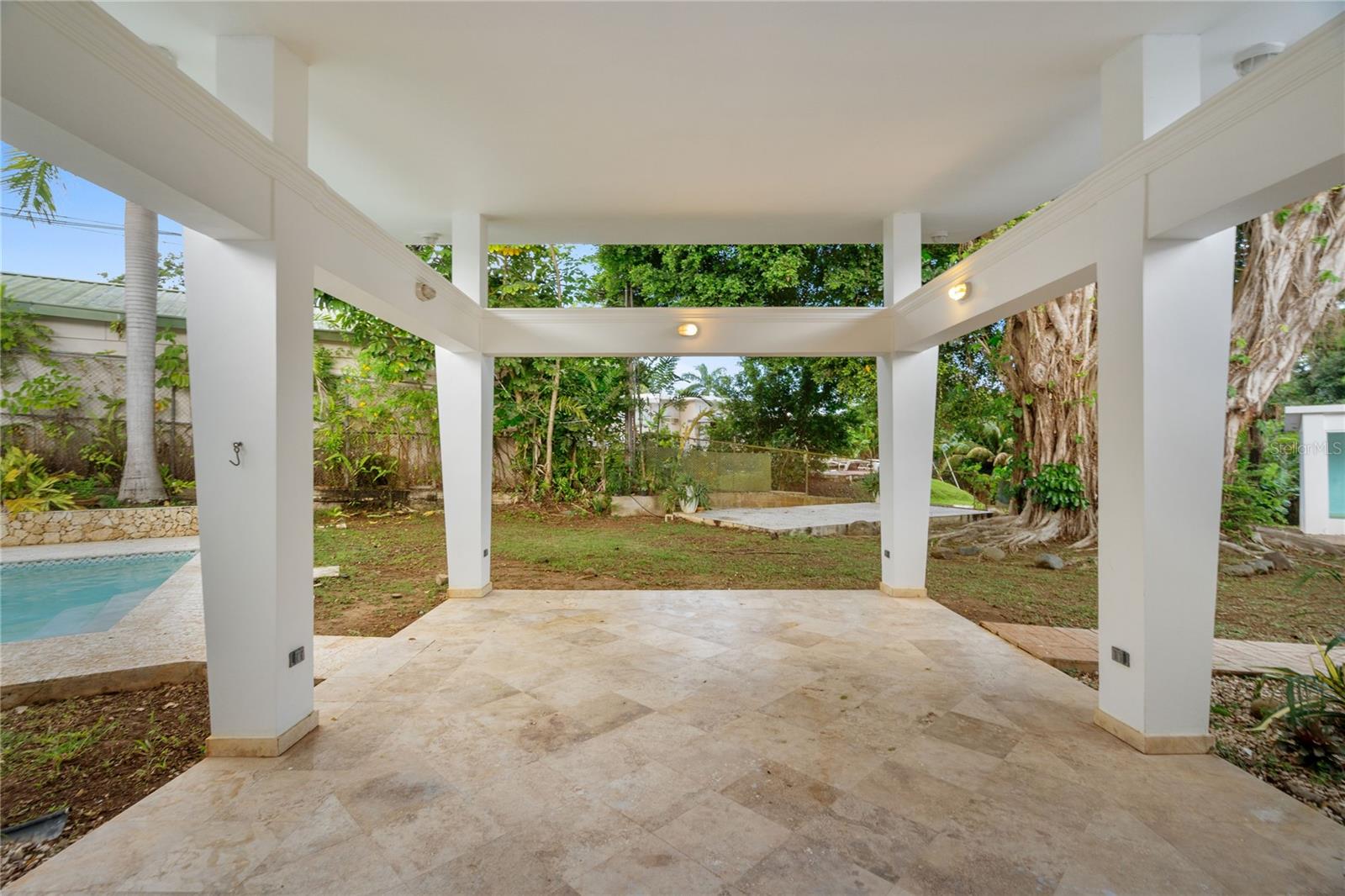 EXTENSIONES DE SANTA MARIA - Residential