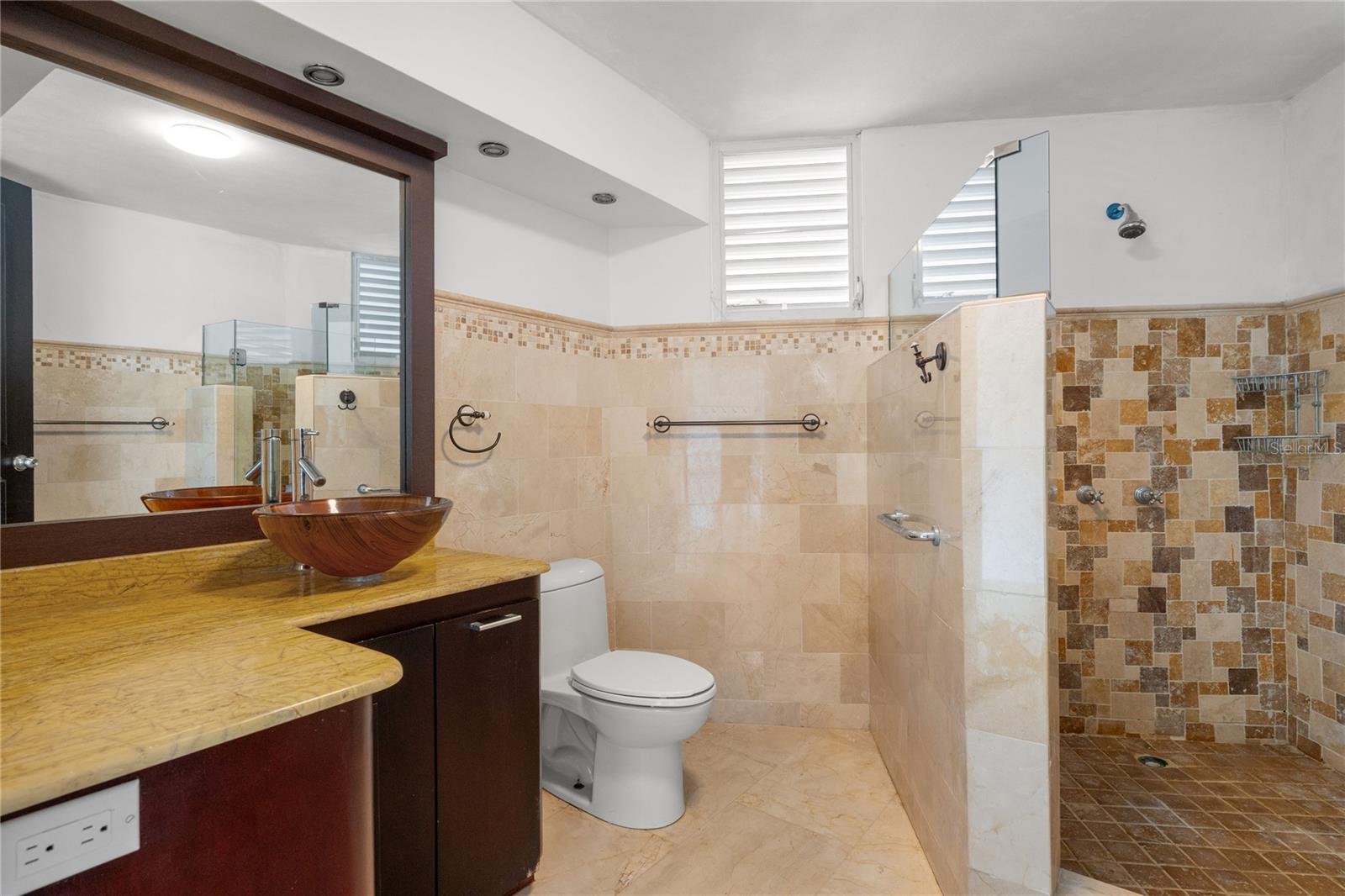 EXTENSIONES DE SANTA MARIA - Residential