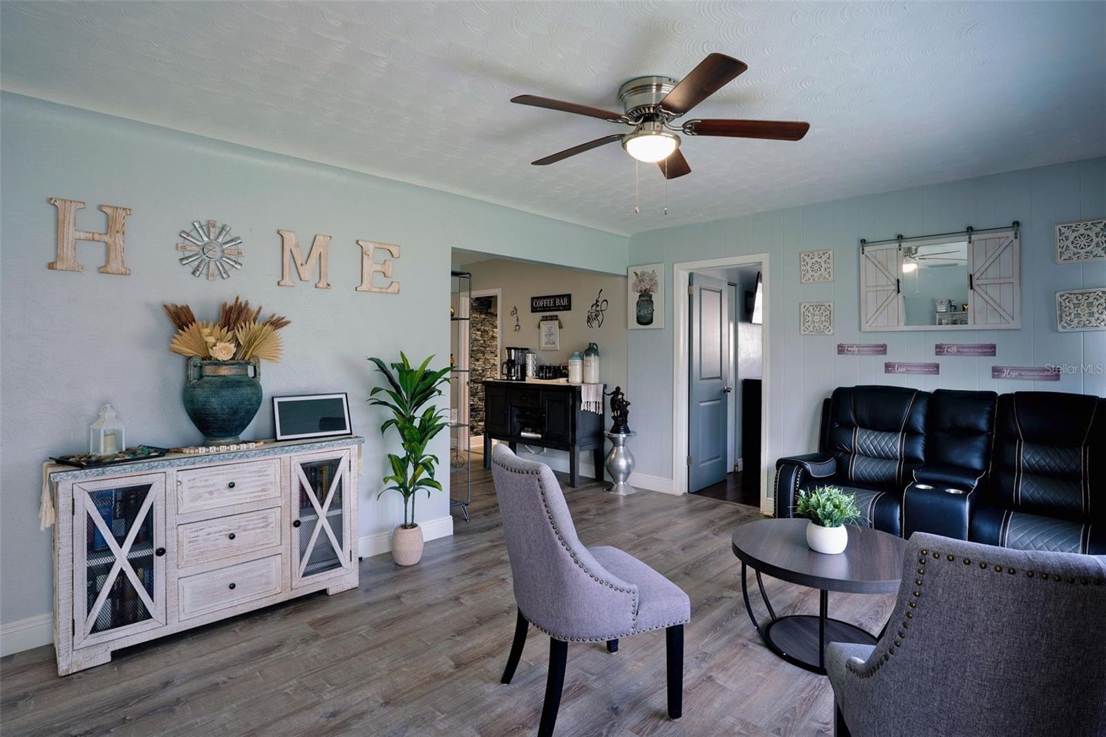 415 PENSACOLA DRIVE