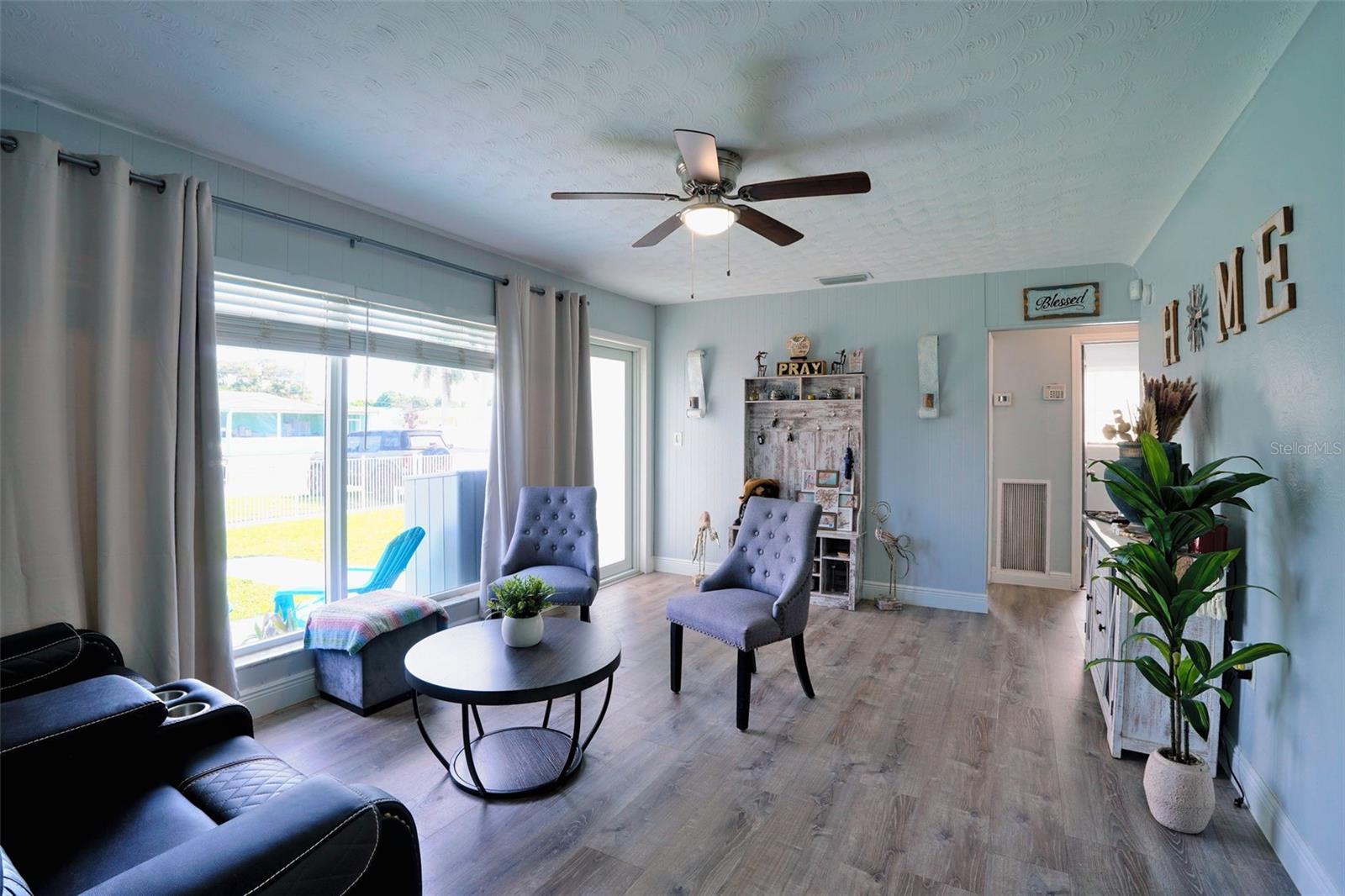 415 PENSACOLA DRIVE