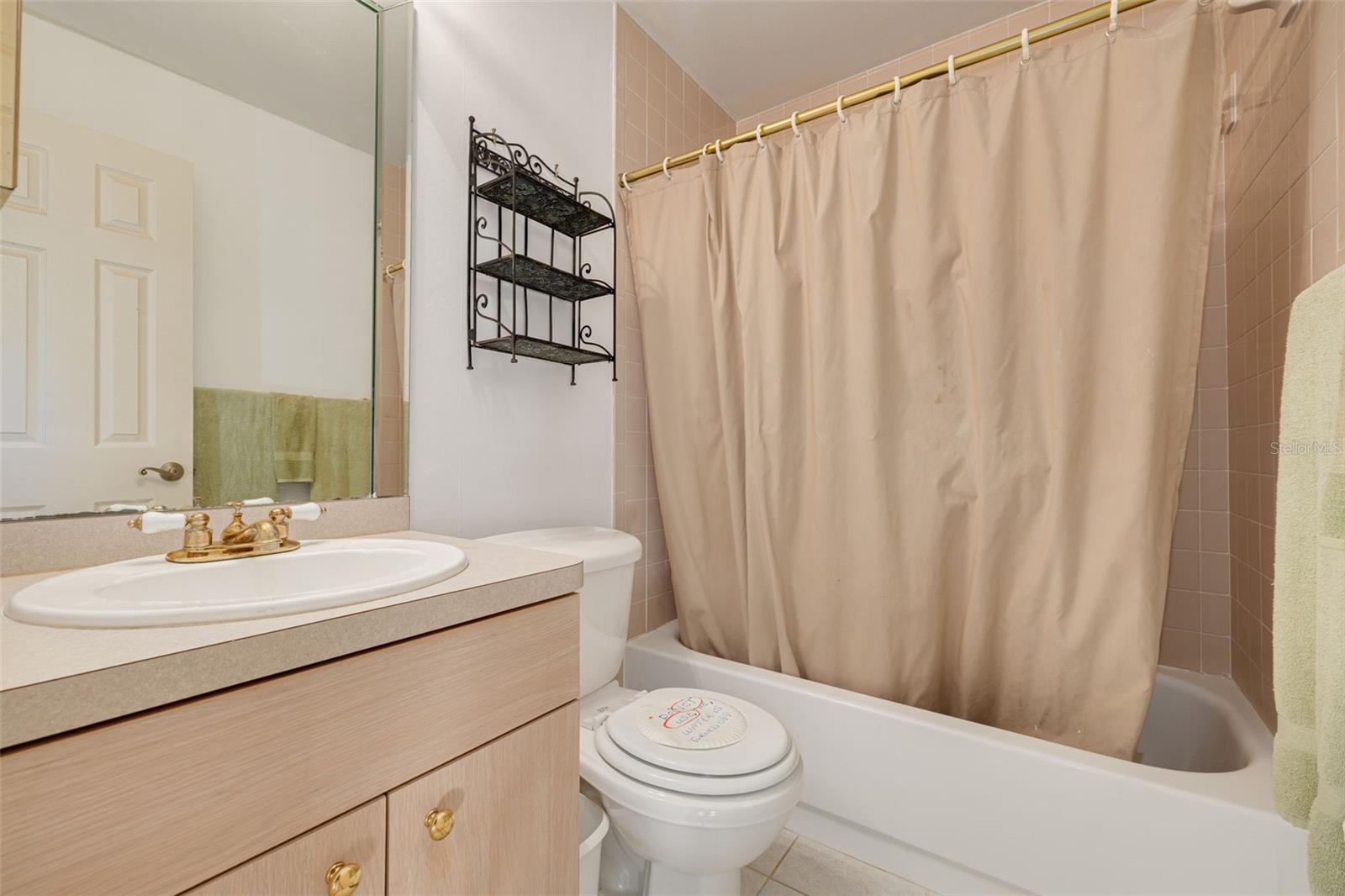 GULF HARBORS WOODLANDS - Residential