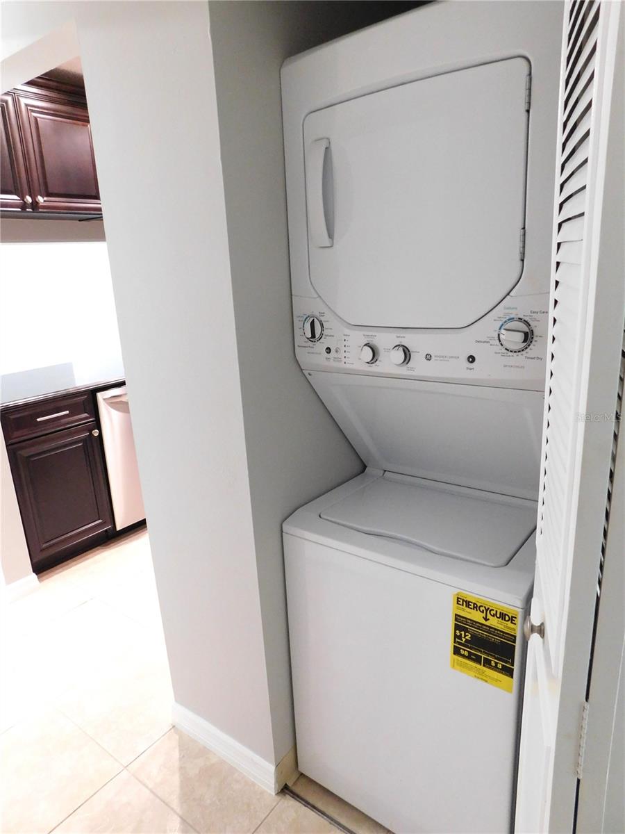 PINE RIDGE AT LAKE TARPON VILLAGE - Residential Lease