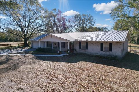Photo of 1303 E Trapnell Road, Plant City, FL 33566 (MLS # TB8470581)