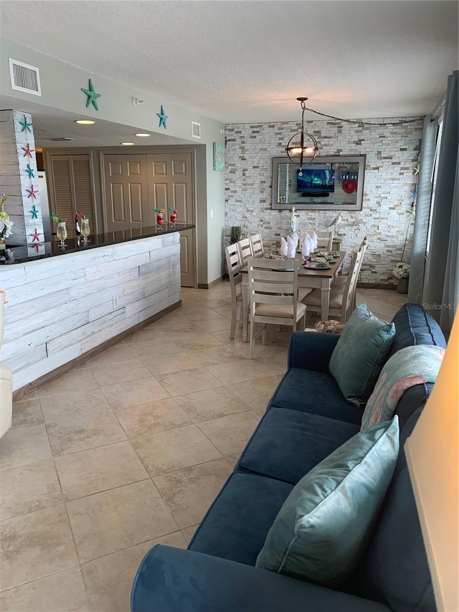 DOCKSIDE CONDO - Residential