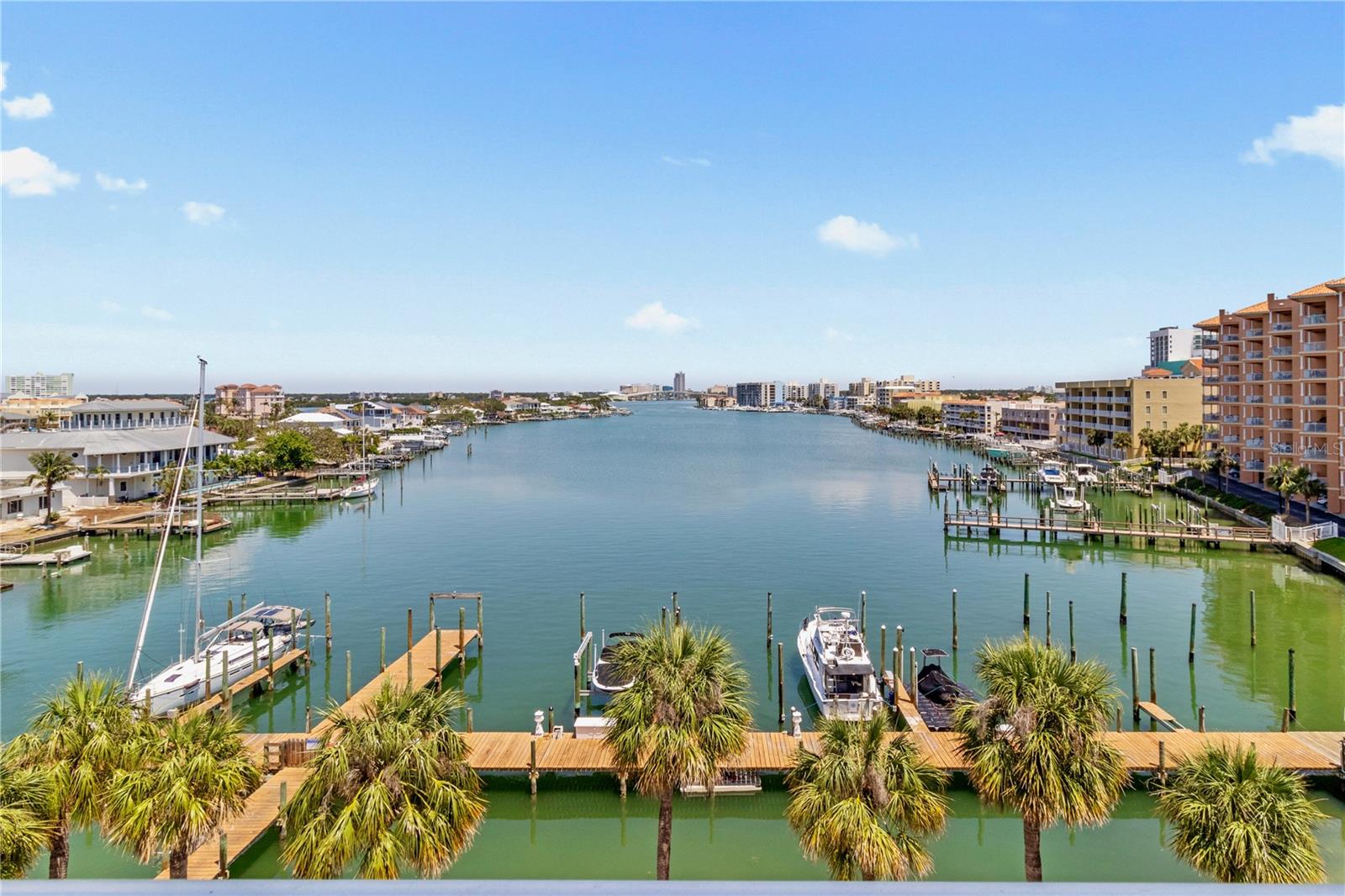 DOCKSIDE CONDO - Residential